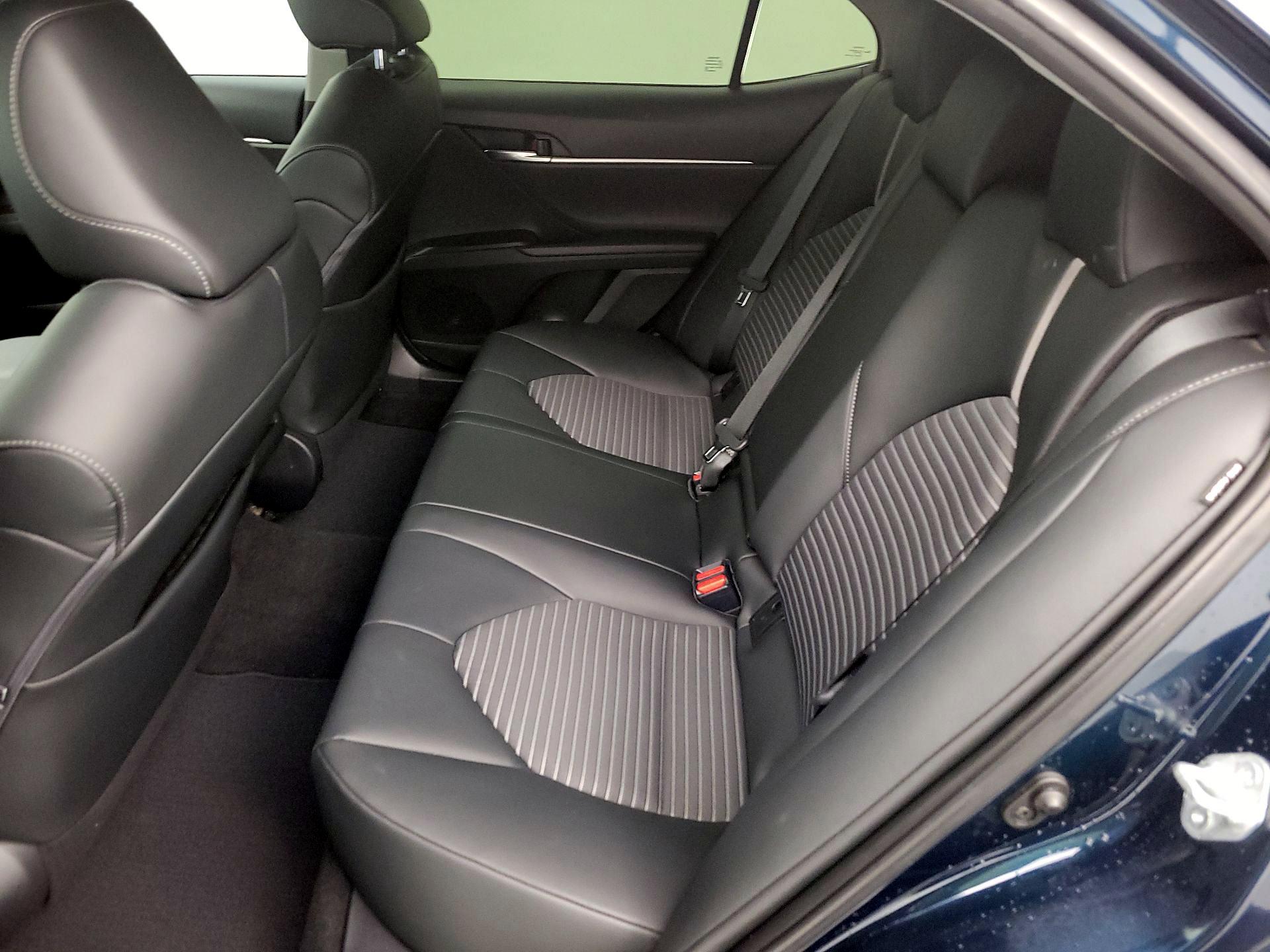 Thumbnail: 2021 Toyota Camry - 20