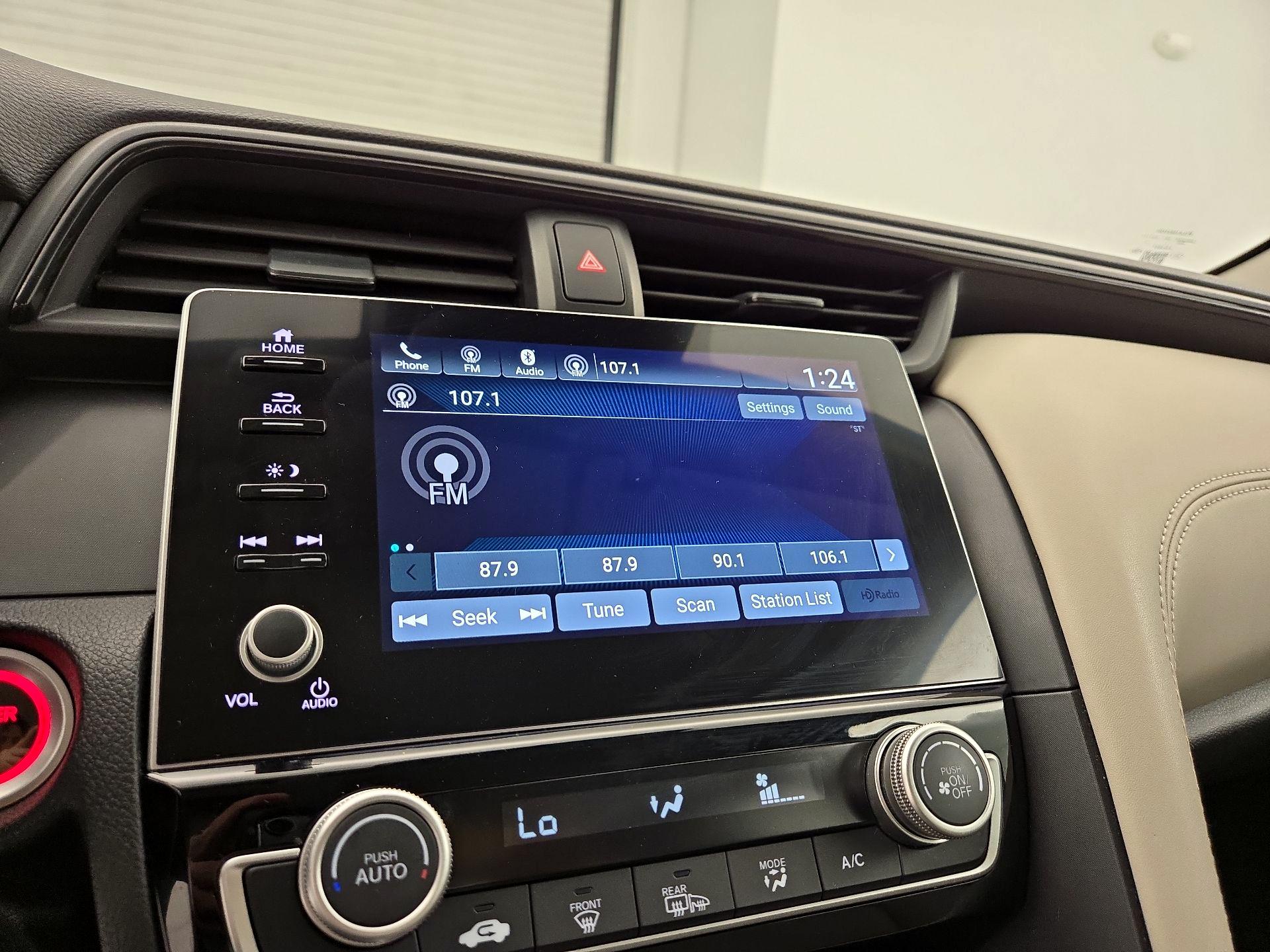 Thumbnail: 2022 Honda Insight - 15