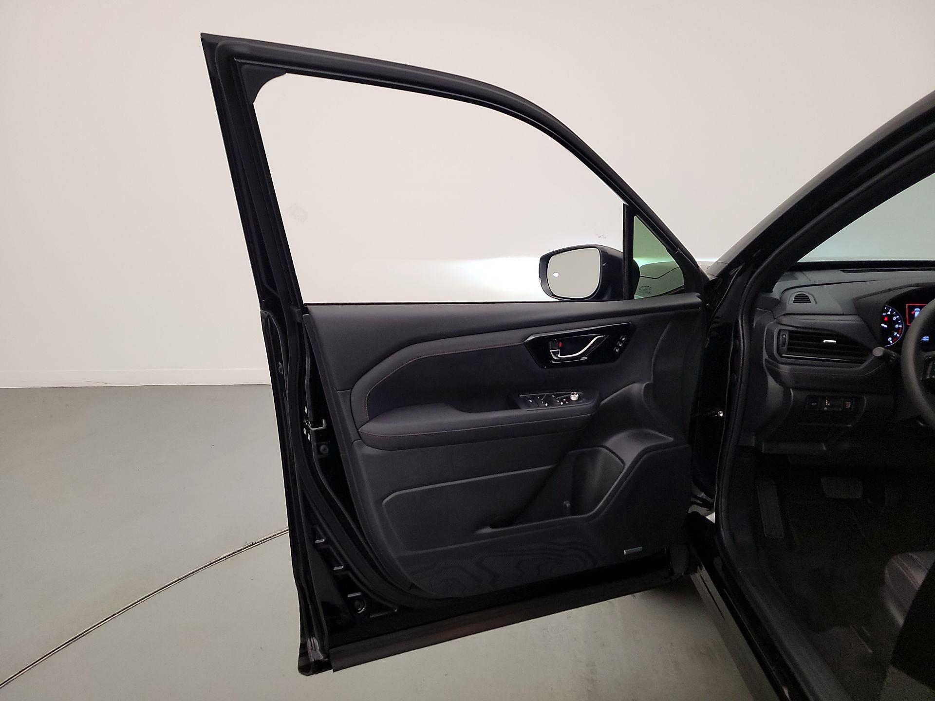 Thumbnail: 2025 Subaru Forester - 12