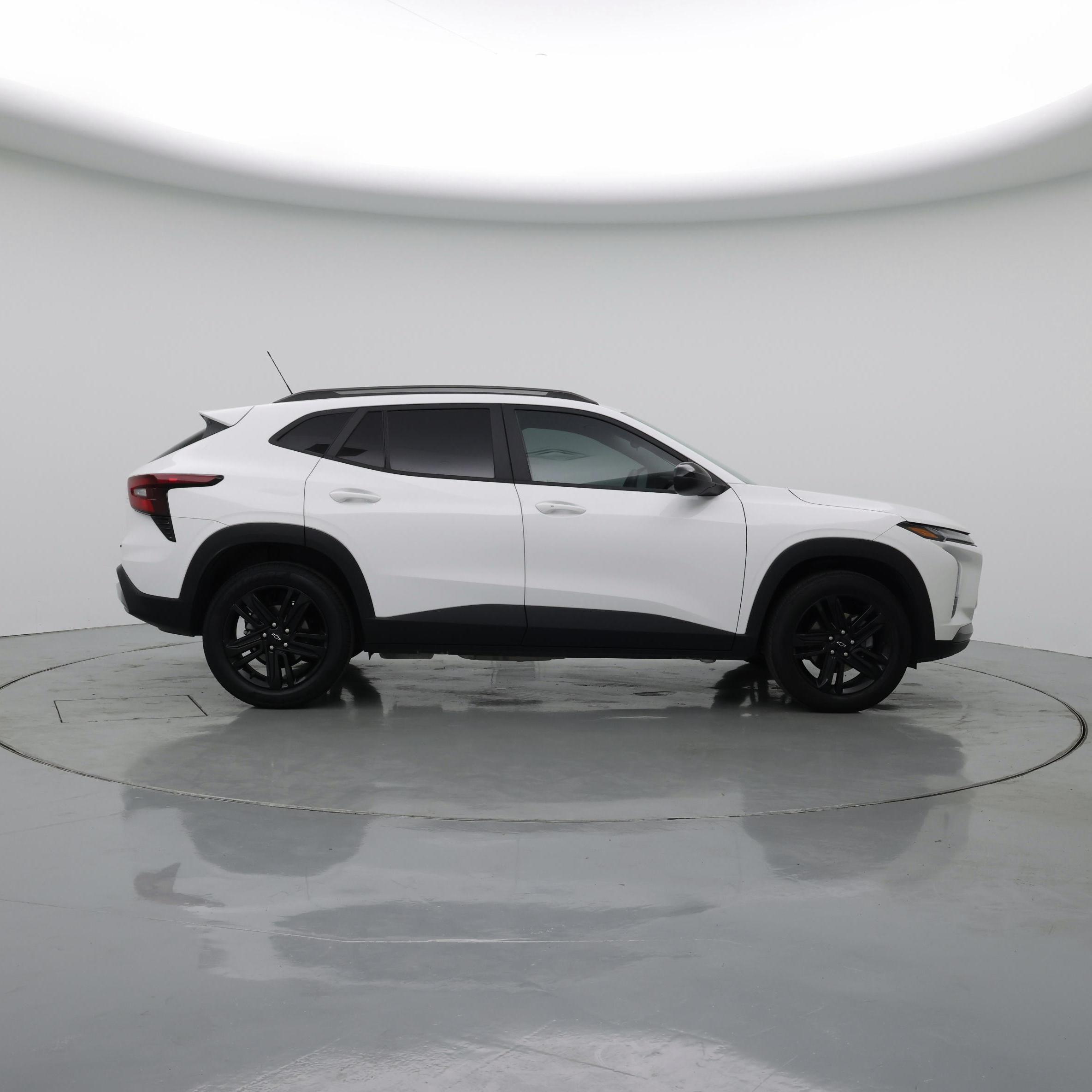 Thumbnail: 2024 Chevrolet Trax - 7