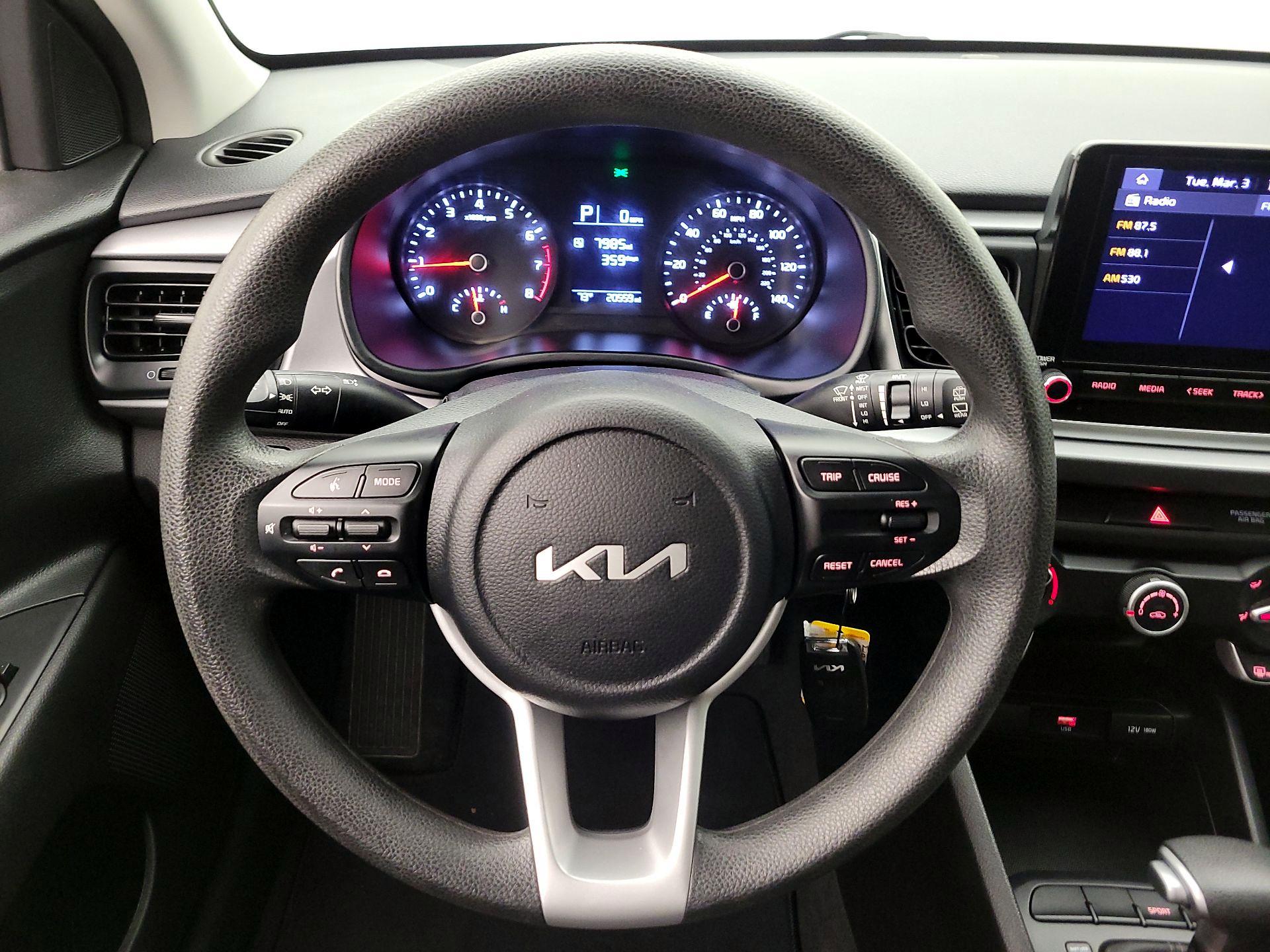 Thumbnail: 2023 Kia Rio - 10