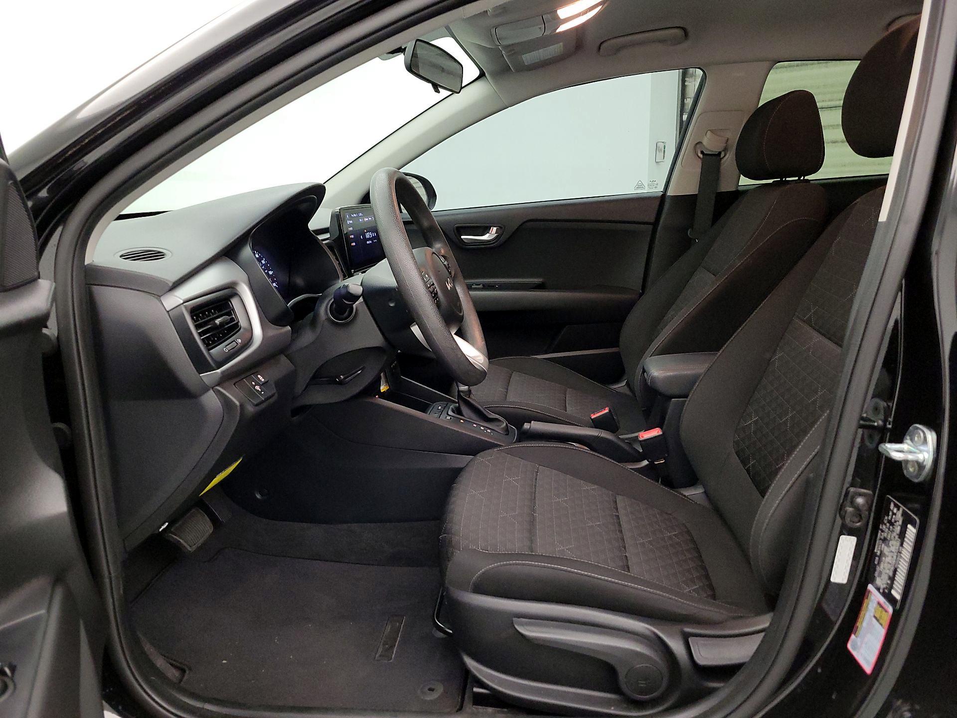 Thumbnail: 2023 Kia Rio - 11