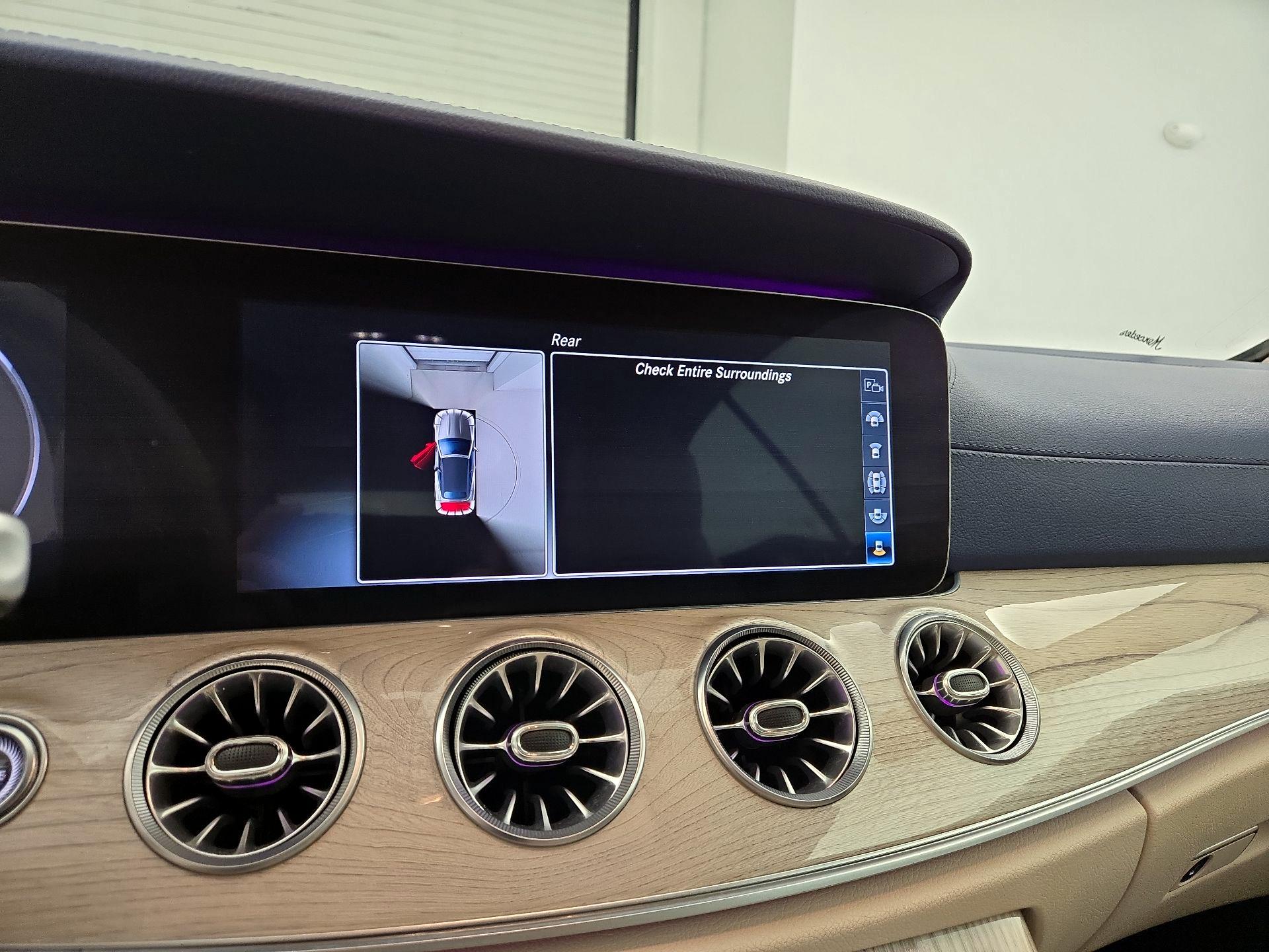 Thumbnail: 2019 Mercedes-Benz E-Class - 15