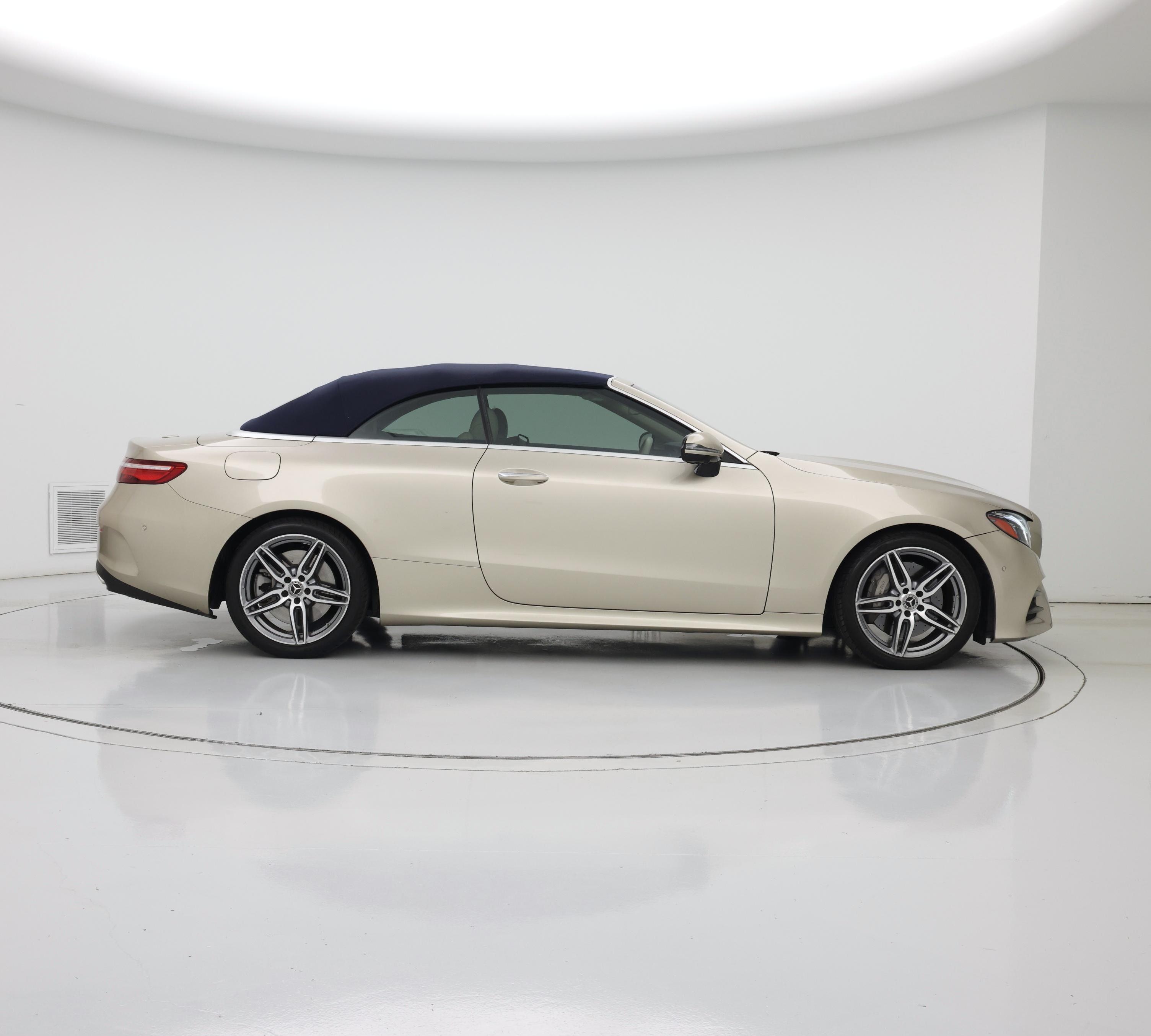 Thumbnail: 2019 Mercedes-Benz E-Class - 7