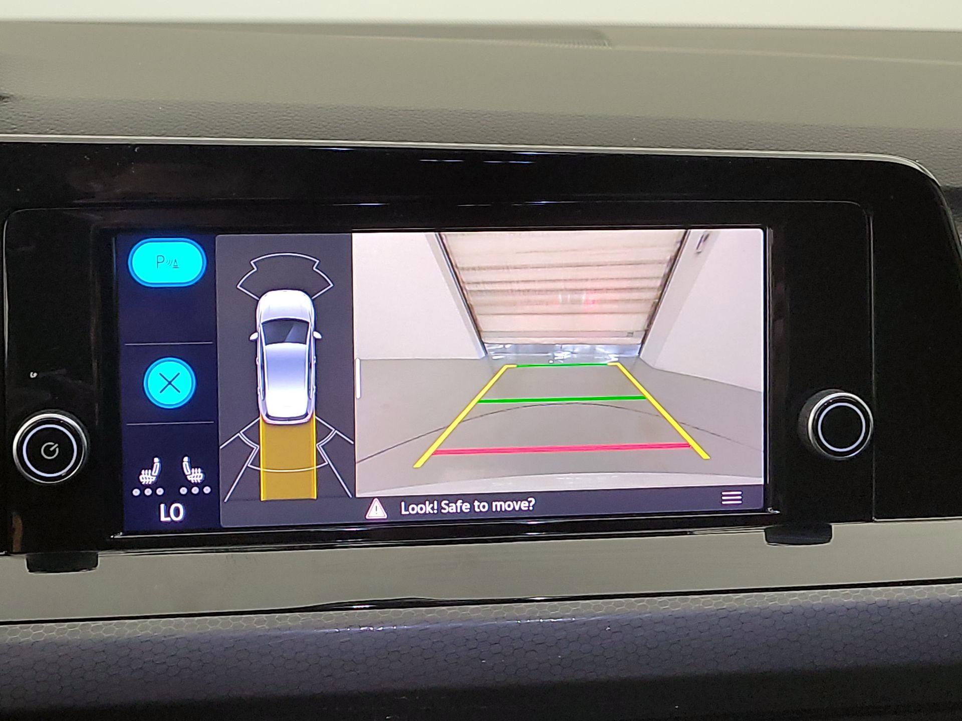 Thumbnail: 2023 Volkswagen Golf - 14