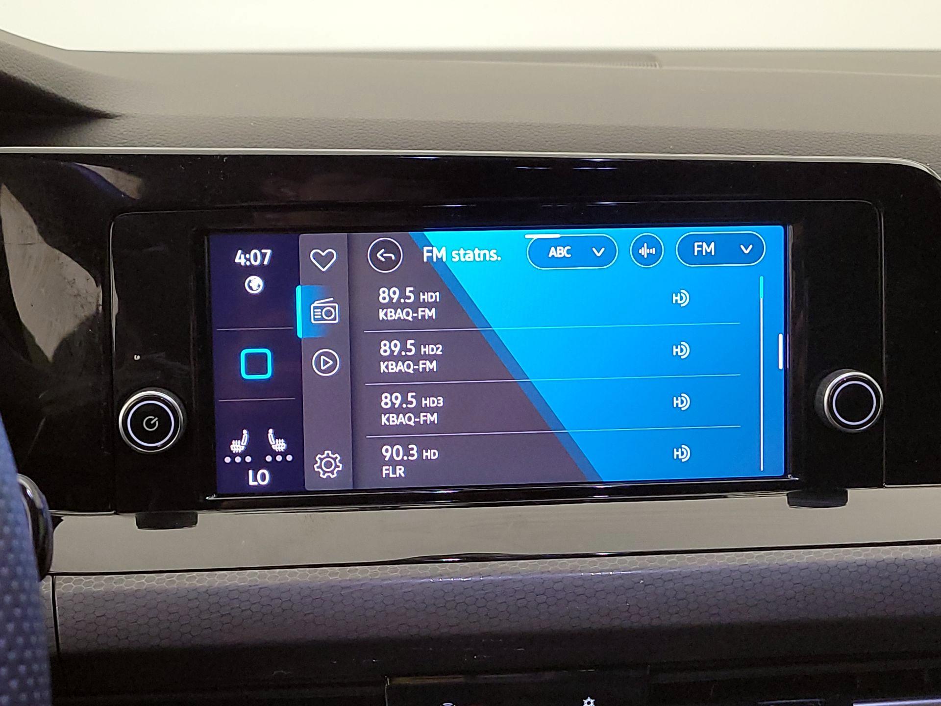 Thumbnail: 2023 Volkswagen Golf - 15