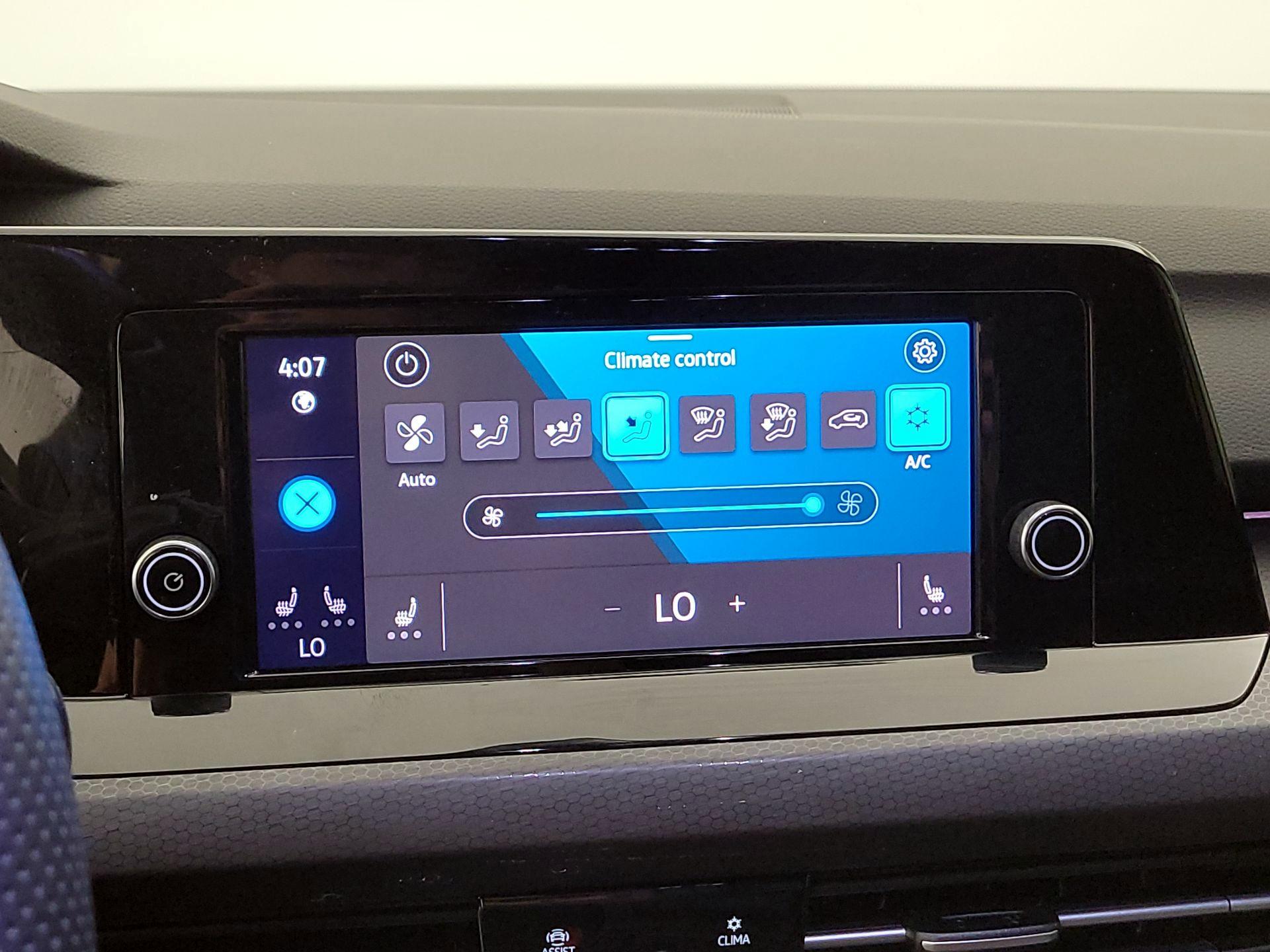 Thumbnail: 2023 Volkswagen Golf - 16