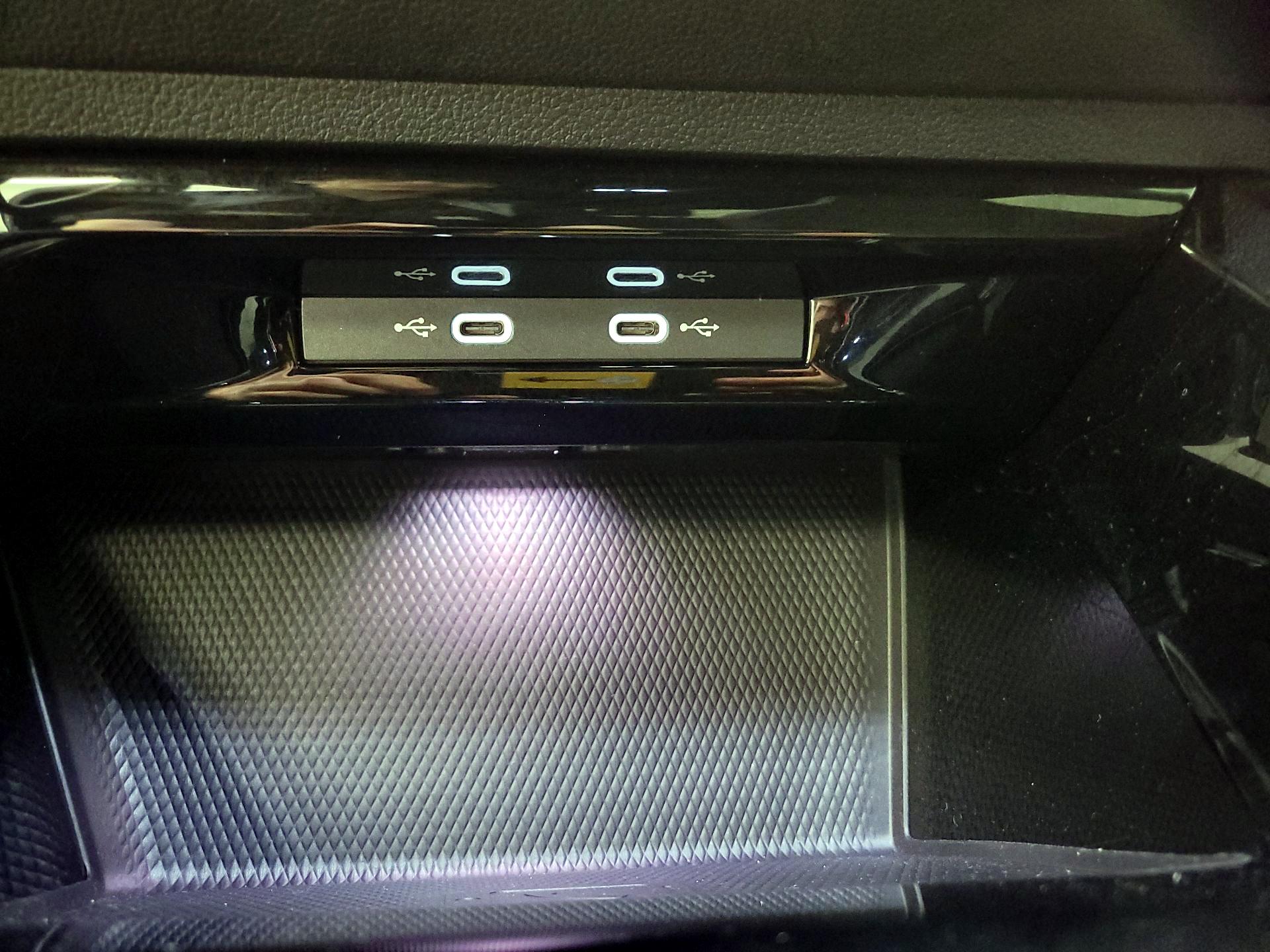 Thumbnail: 2023 Volkswagen Golf - 18