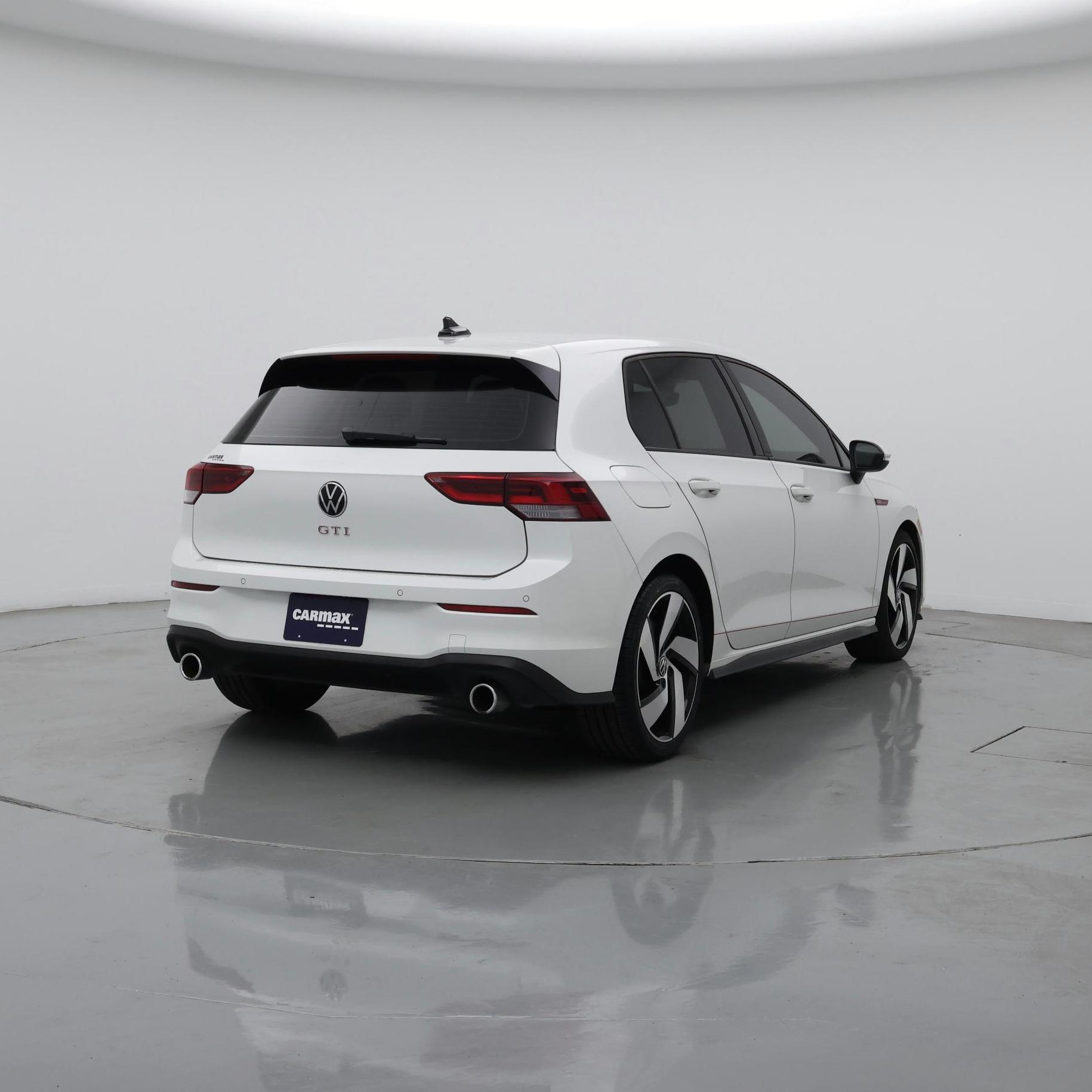 Thumbnail: 2023 Volkswagen Golf - 8
