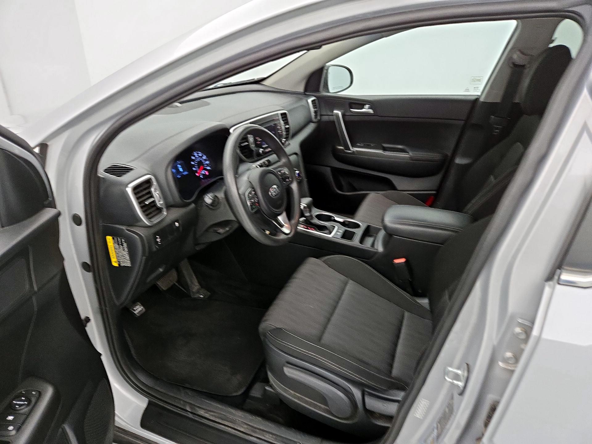 Thumbnail: 2017 Kia Sportage - 11