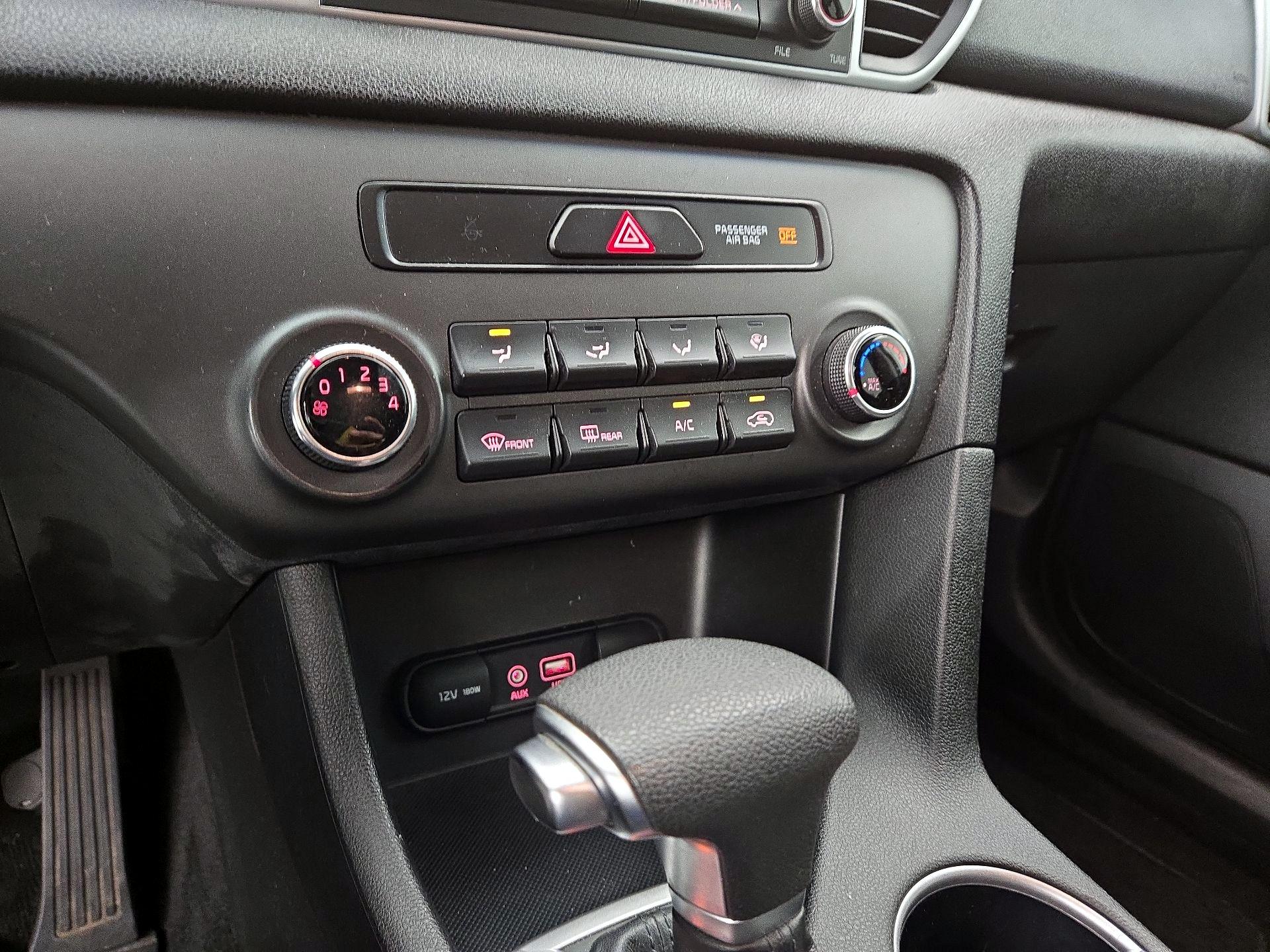 Thumbnail: 2017 Kia Sportage - 16