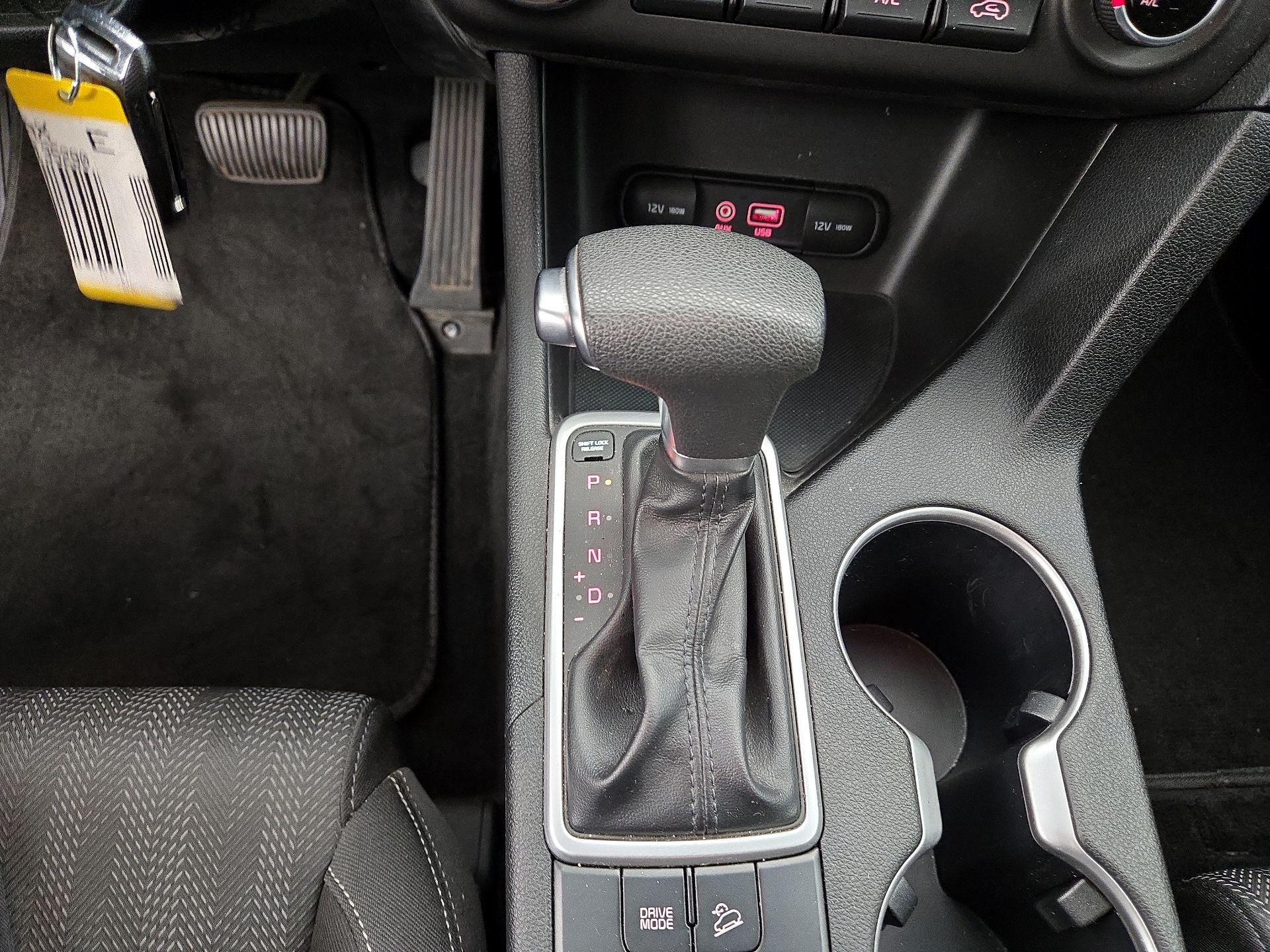 Thumbnail: 2017 Kia Sportage - 17