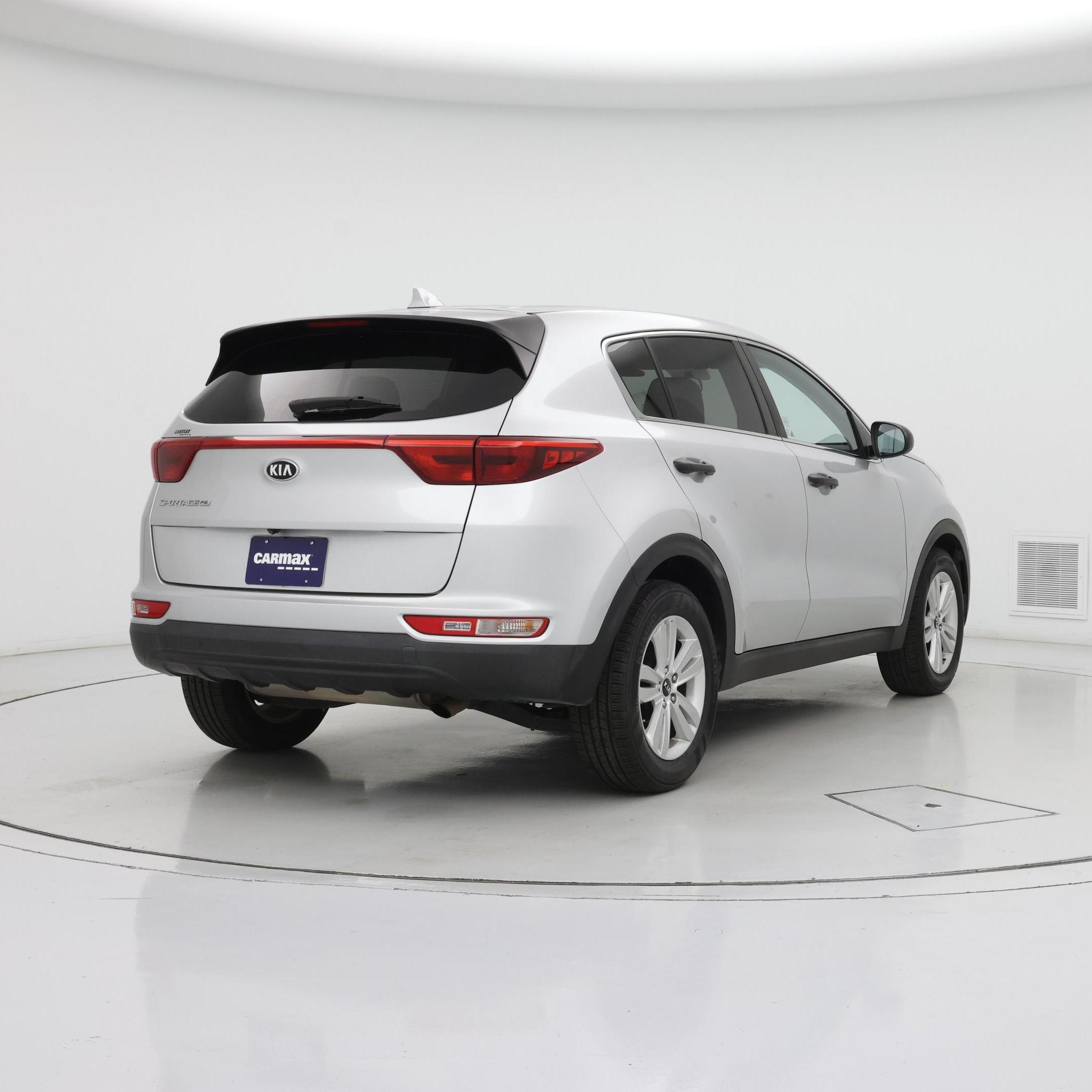 Thumbnail: 2017 Kia Sportage - 8