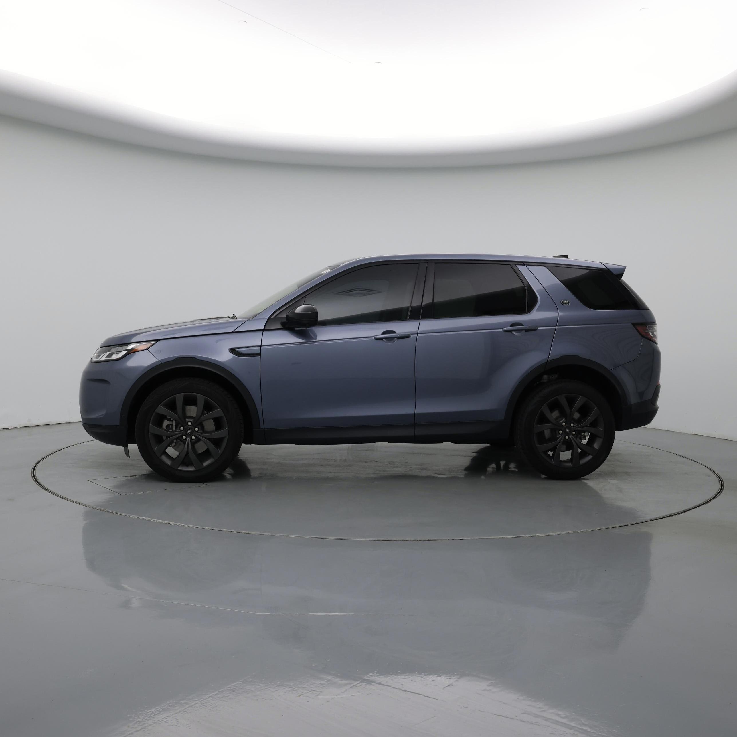 Thumbnail: 2021 Land Rover Discovery Sport - 3