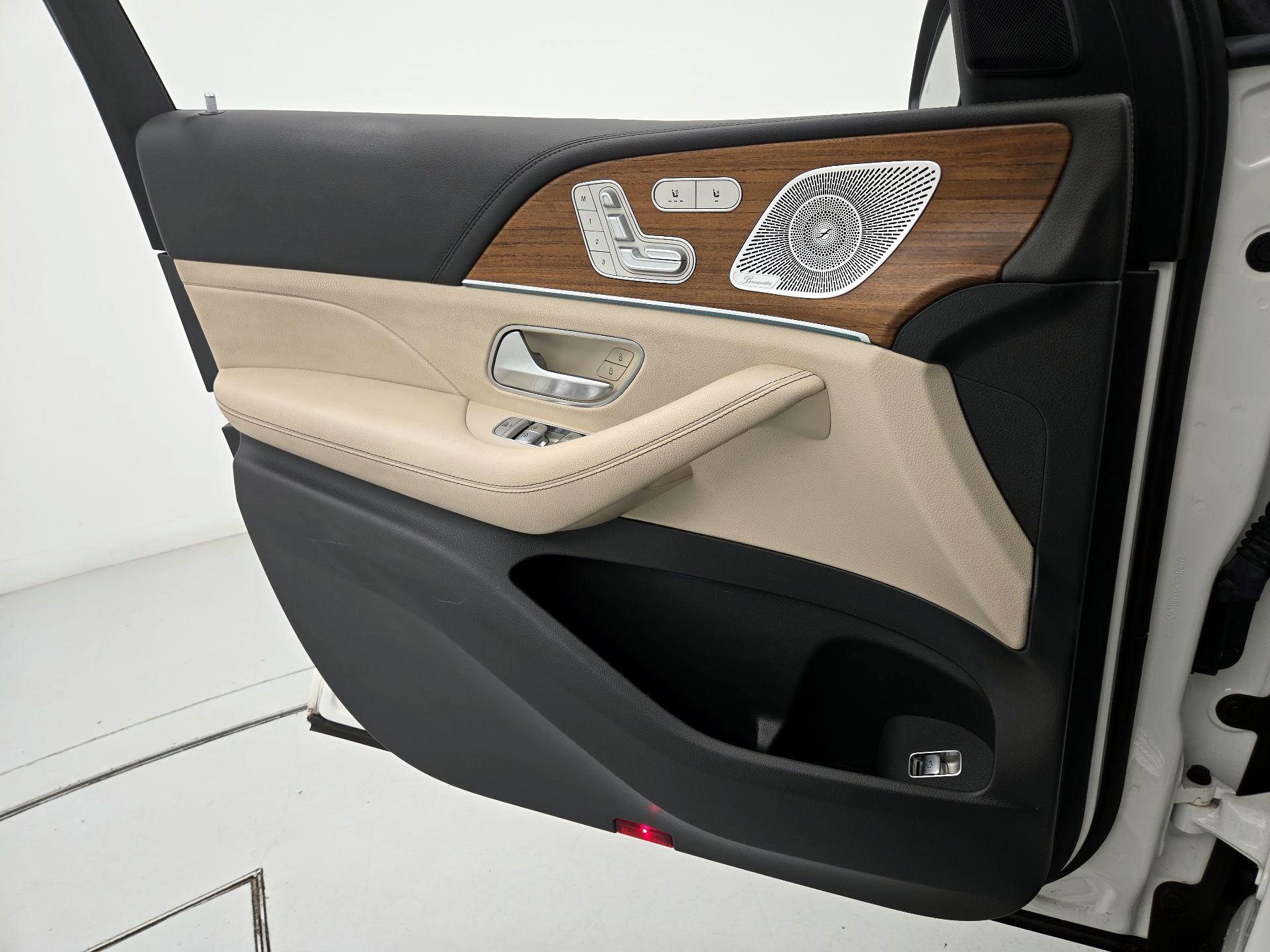 Thumbnail: 2020 Mercedes-Benz GLE - 12