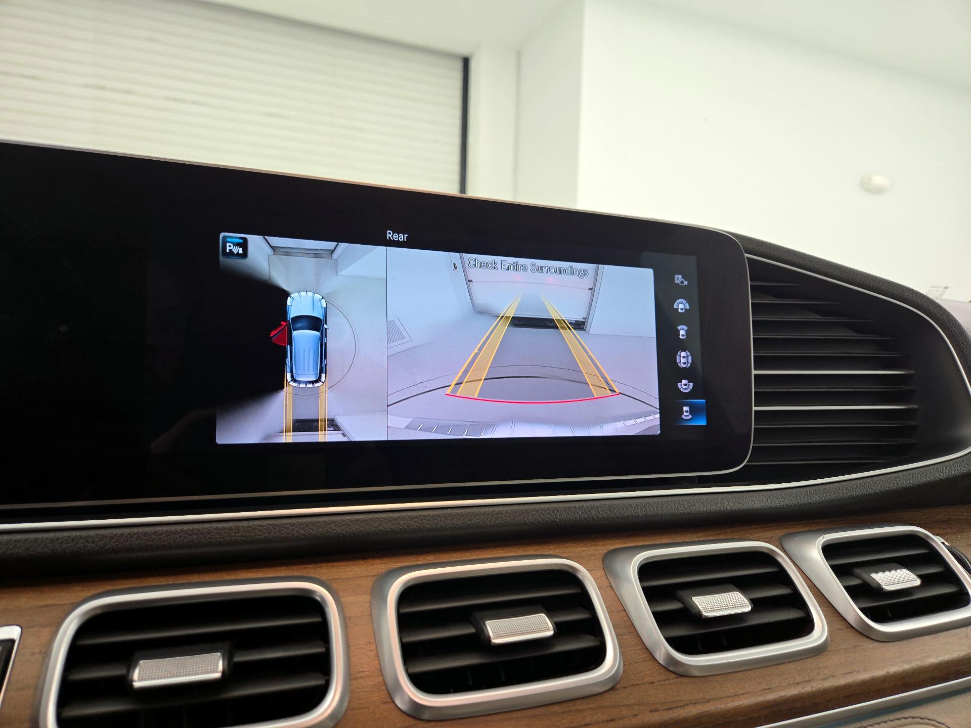 Thumbnail: 2020 Mercedes-Benz GLE - 15