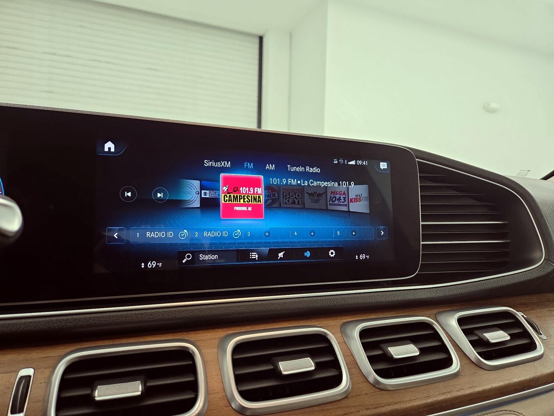 Thumbnail: 2020 Mercedes-Benz GLE - 16