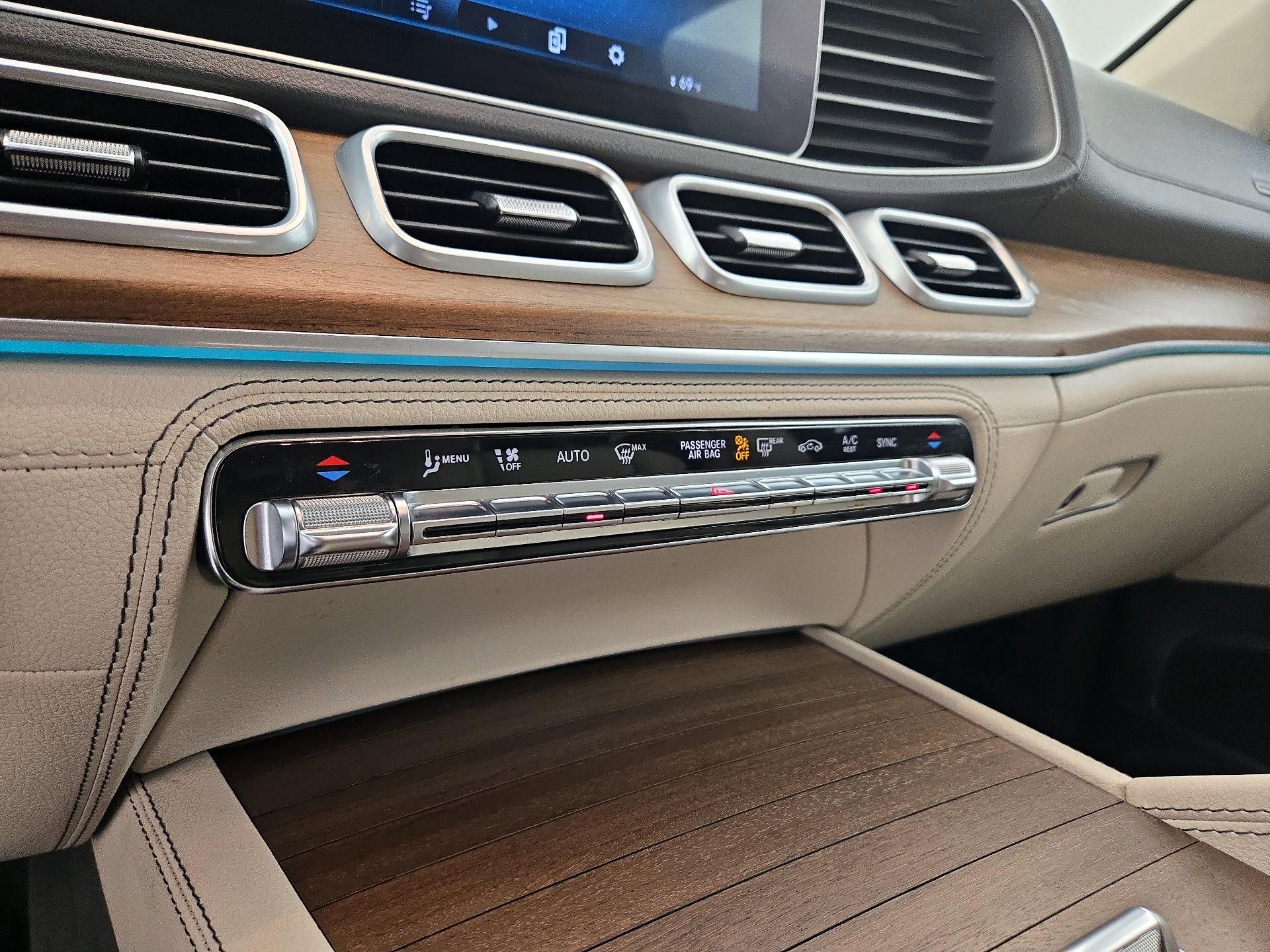 Thumbnail: 2020 Mercedes-Benz GLE - 17