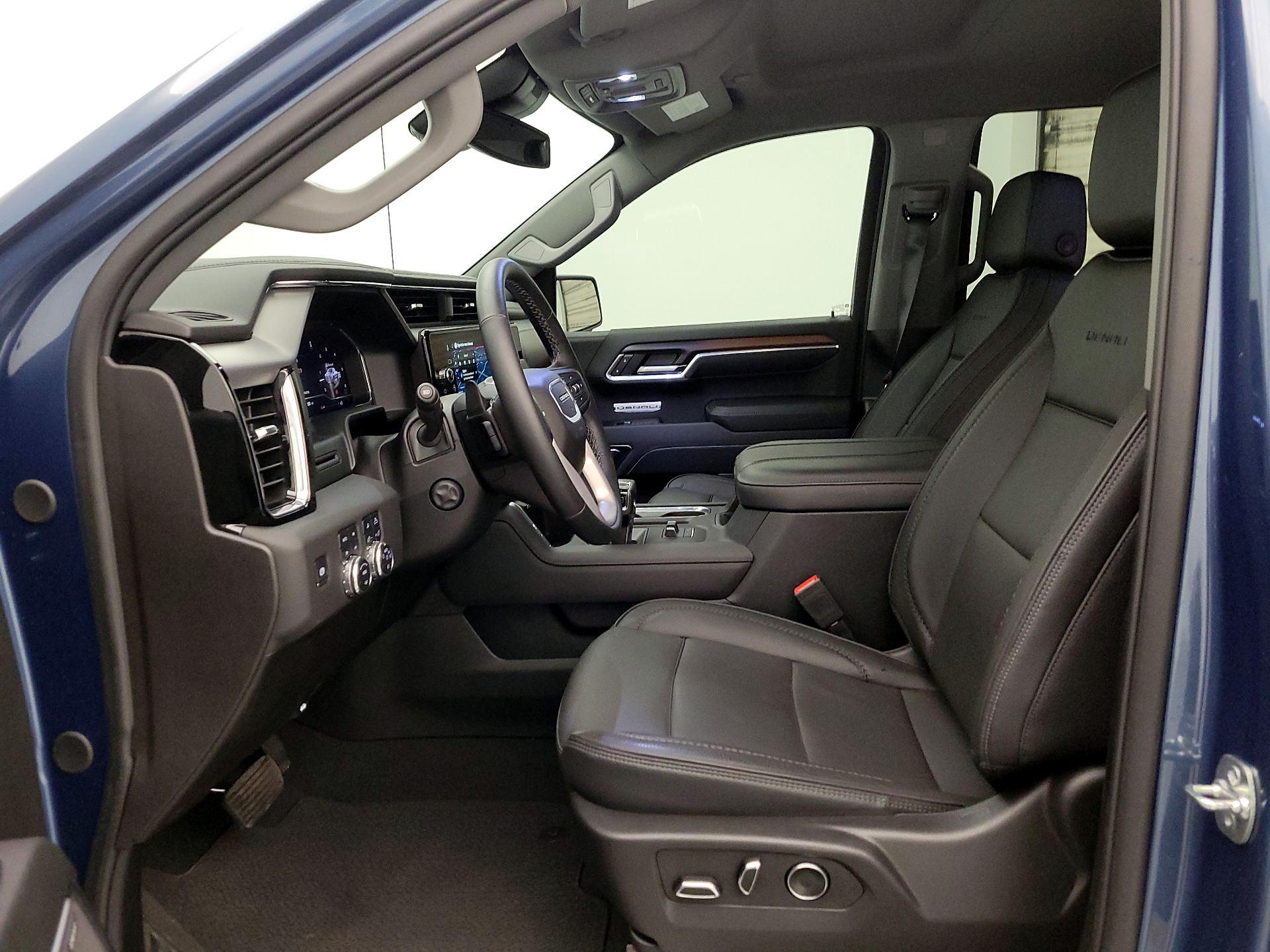 Thumbnail: 2025 GMC Sierra 1500 - 11