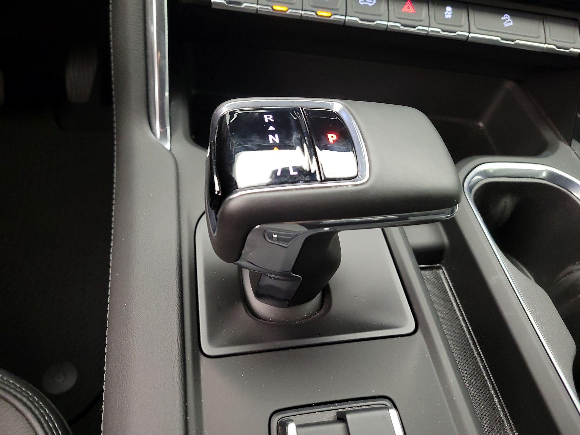 Thumbnail: 2025 GMC Sierra 1500 - 18