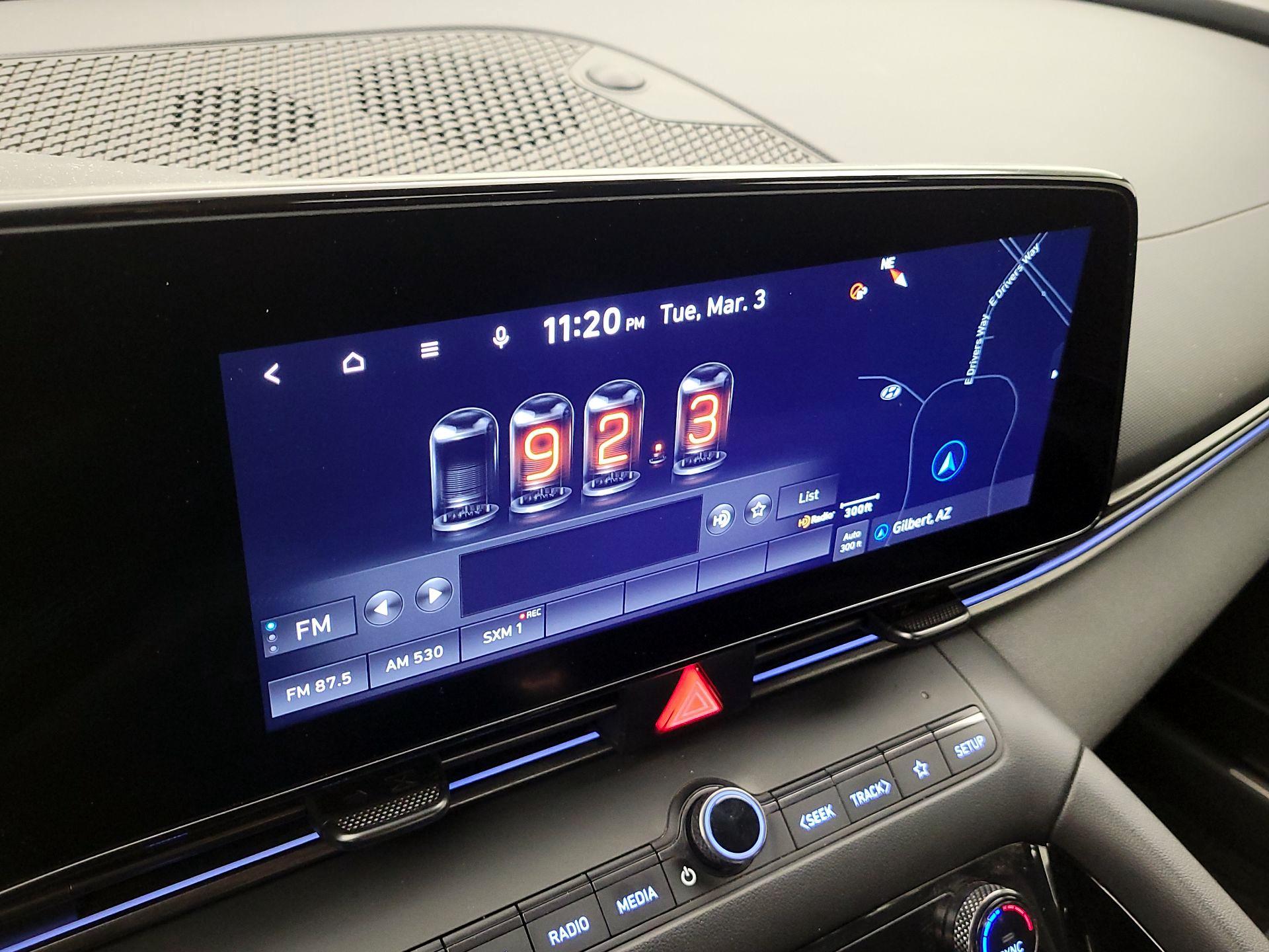 Thumbnail: 2022 Hyundai Elantra - 16