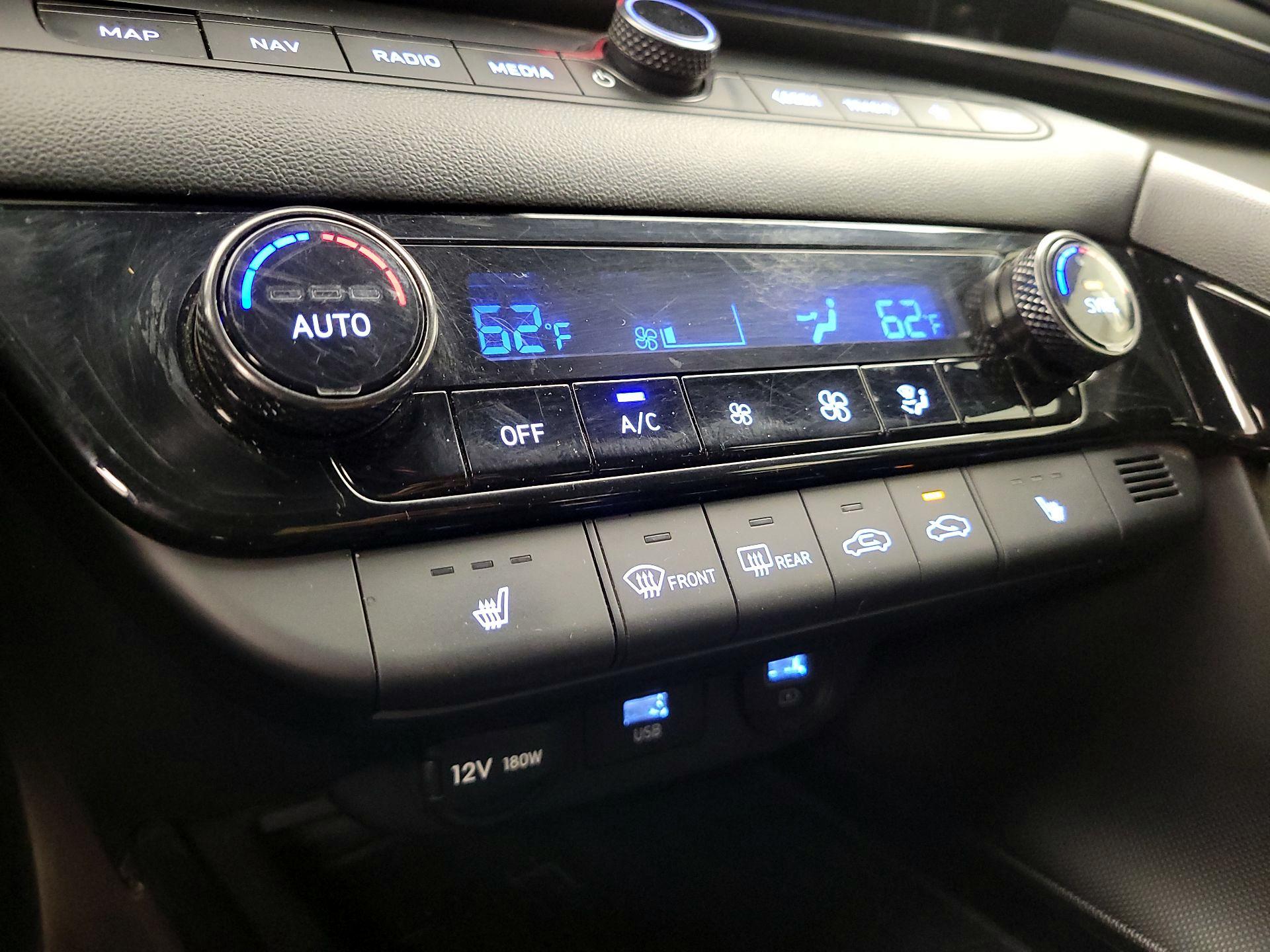 Thumbnail: 2022 Hyundai Elantra - 17