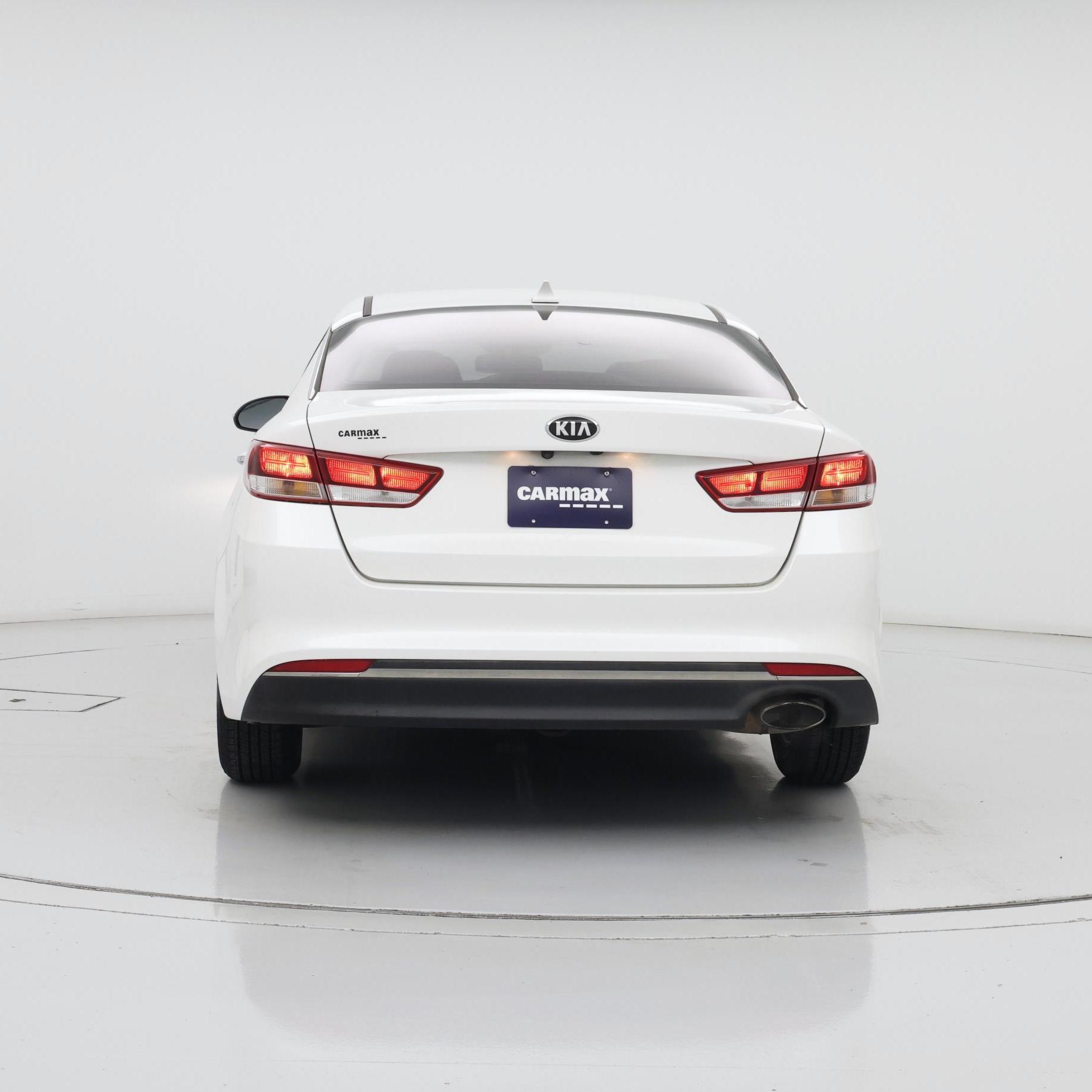Thumbnail: 2016 Kia Optima - 6