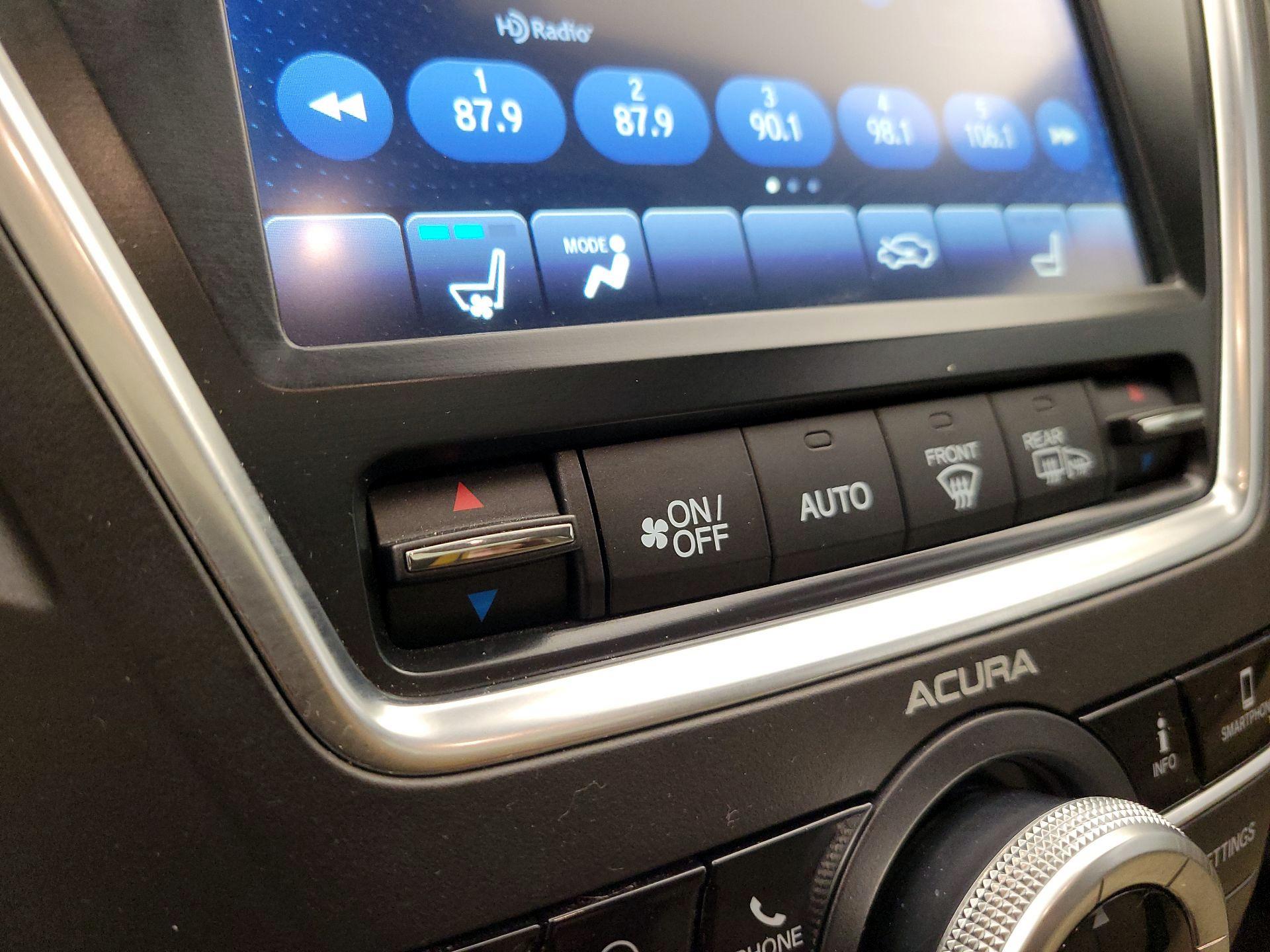 Thumbnail: 2020 Acura MDX - 15