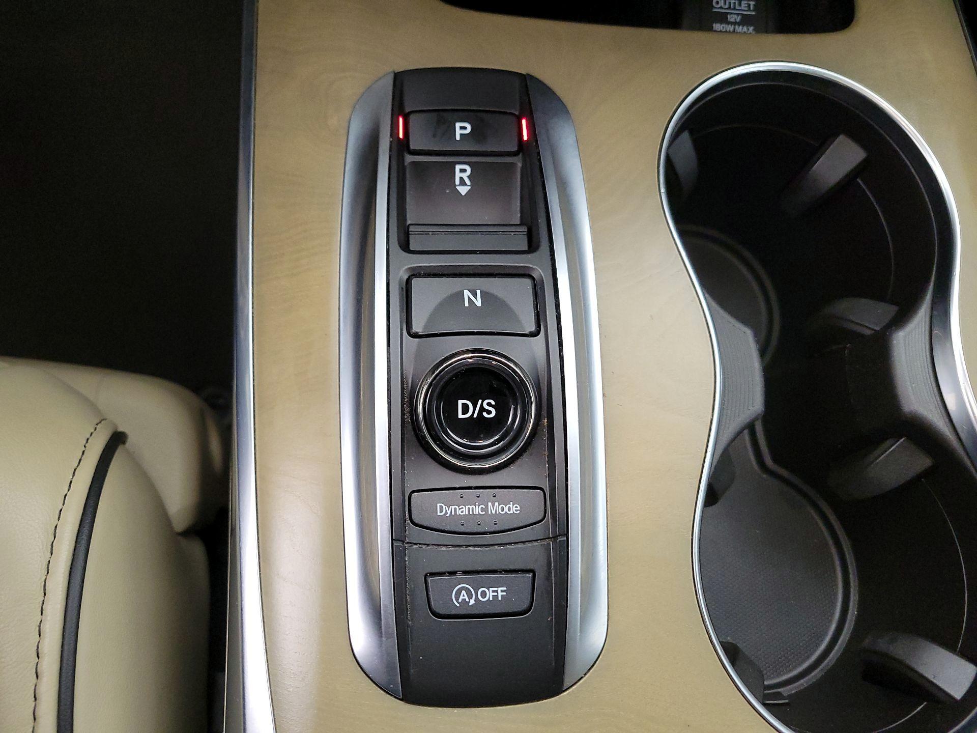 Thumbnail: 2020 Acura MDX - 16