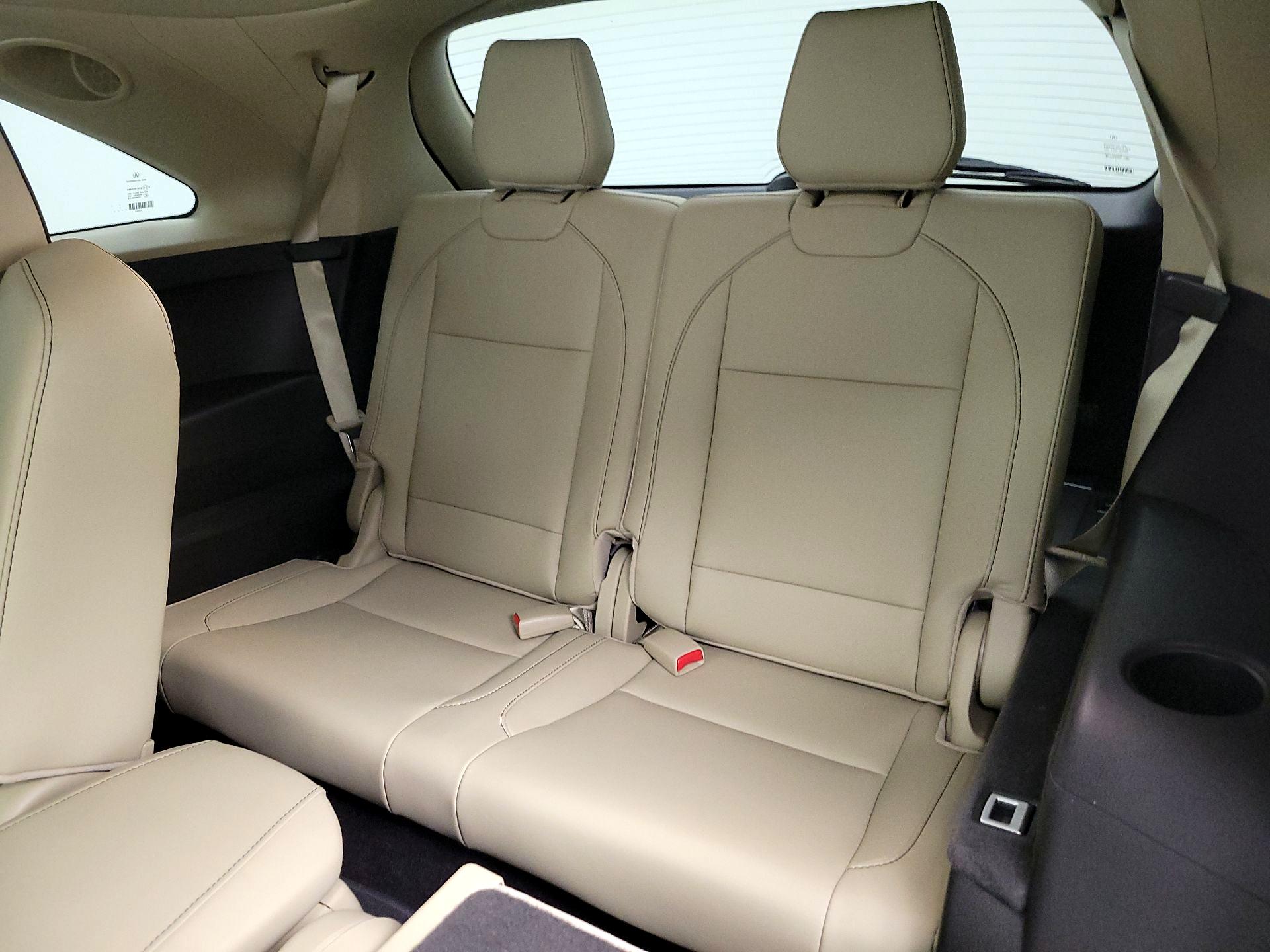 Thumbnail: 2020 Acura MDX - 20