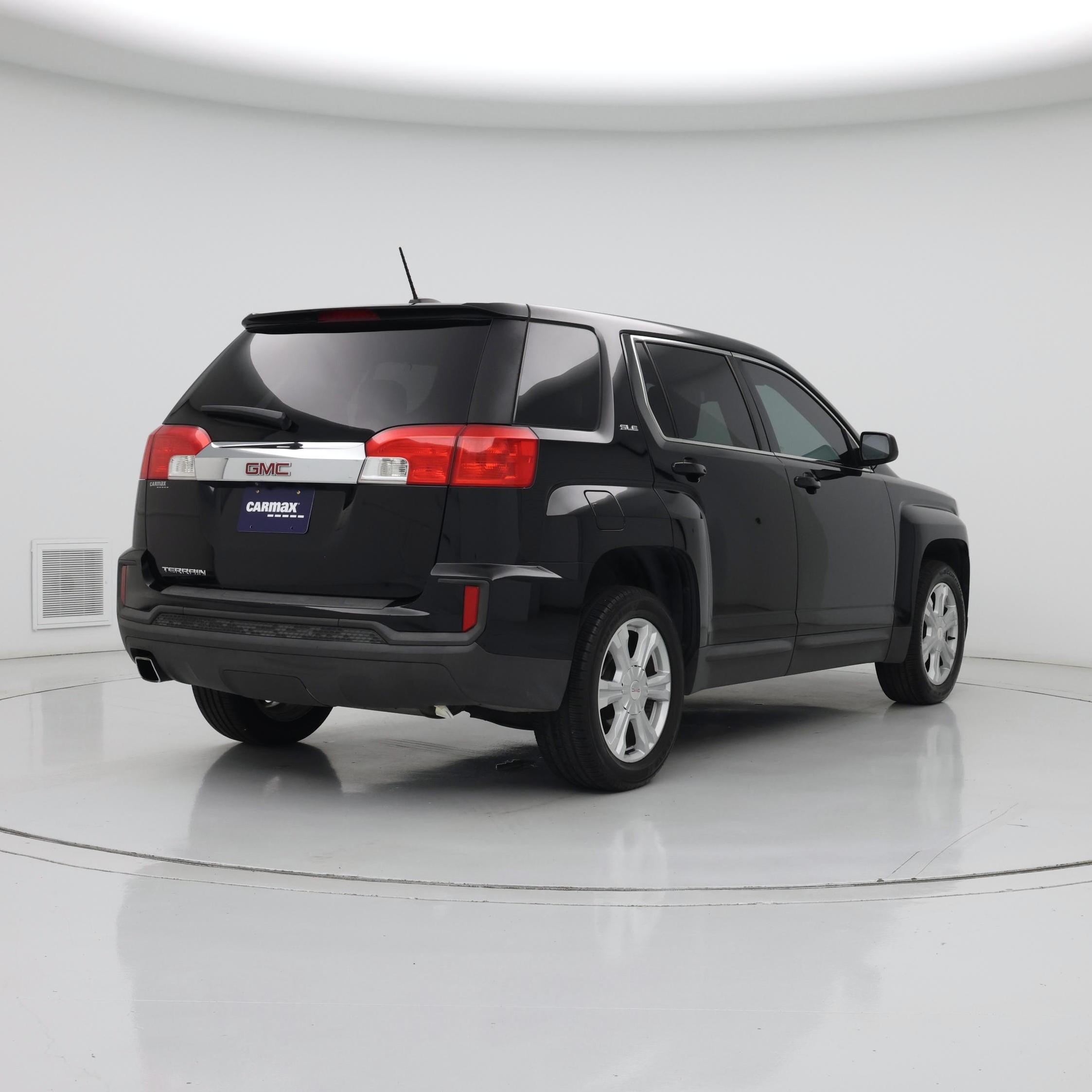 Thumbnail: 2017 GMC Terrain - 8