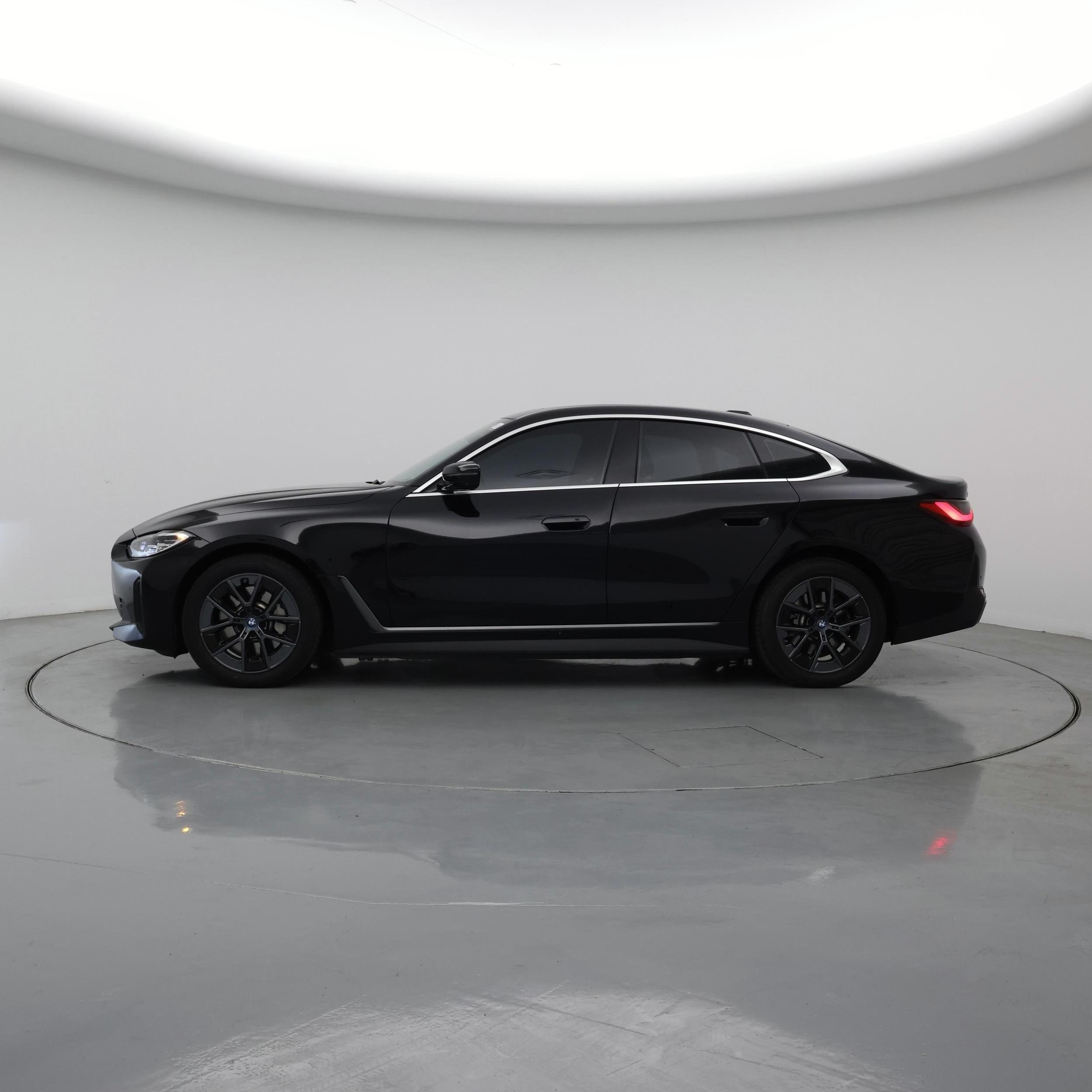 Thumbnail: 2023 BMW i4 - 3