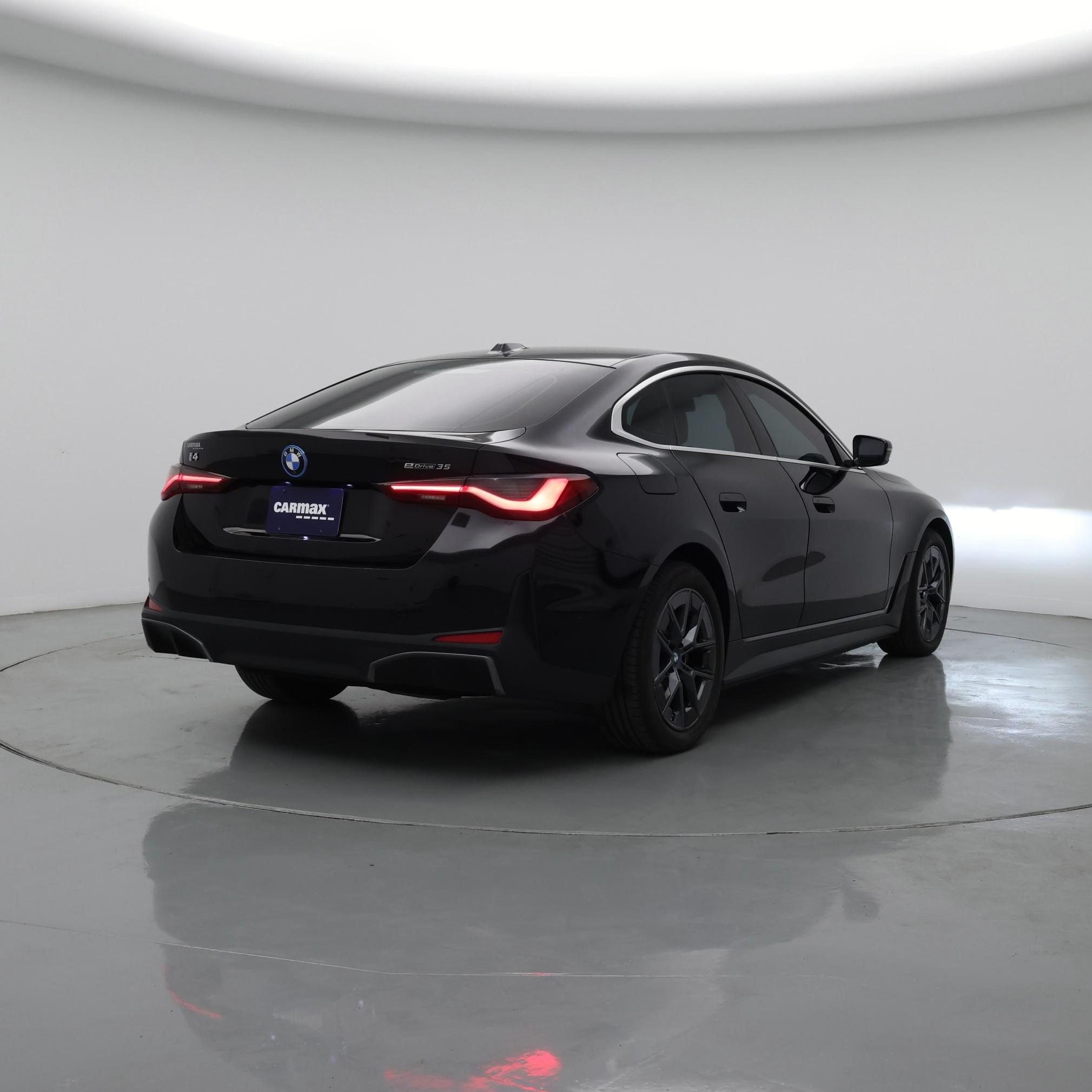 Thumbnail: 2023 BMW i4 - 8