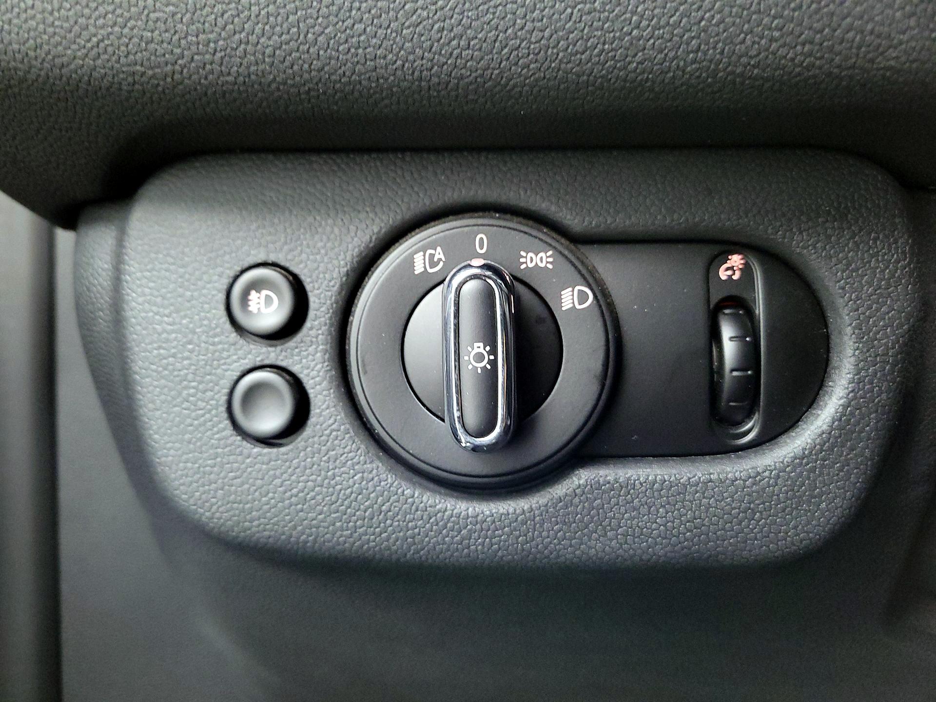 Thumbnail: 2020 MINI Cooper Clubman - 13