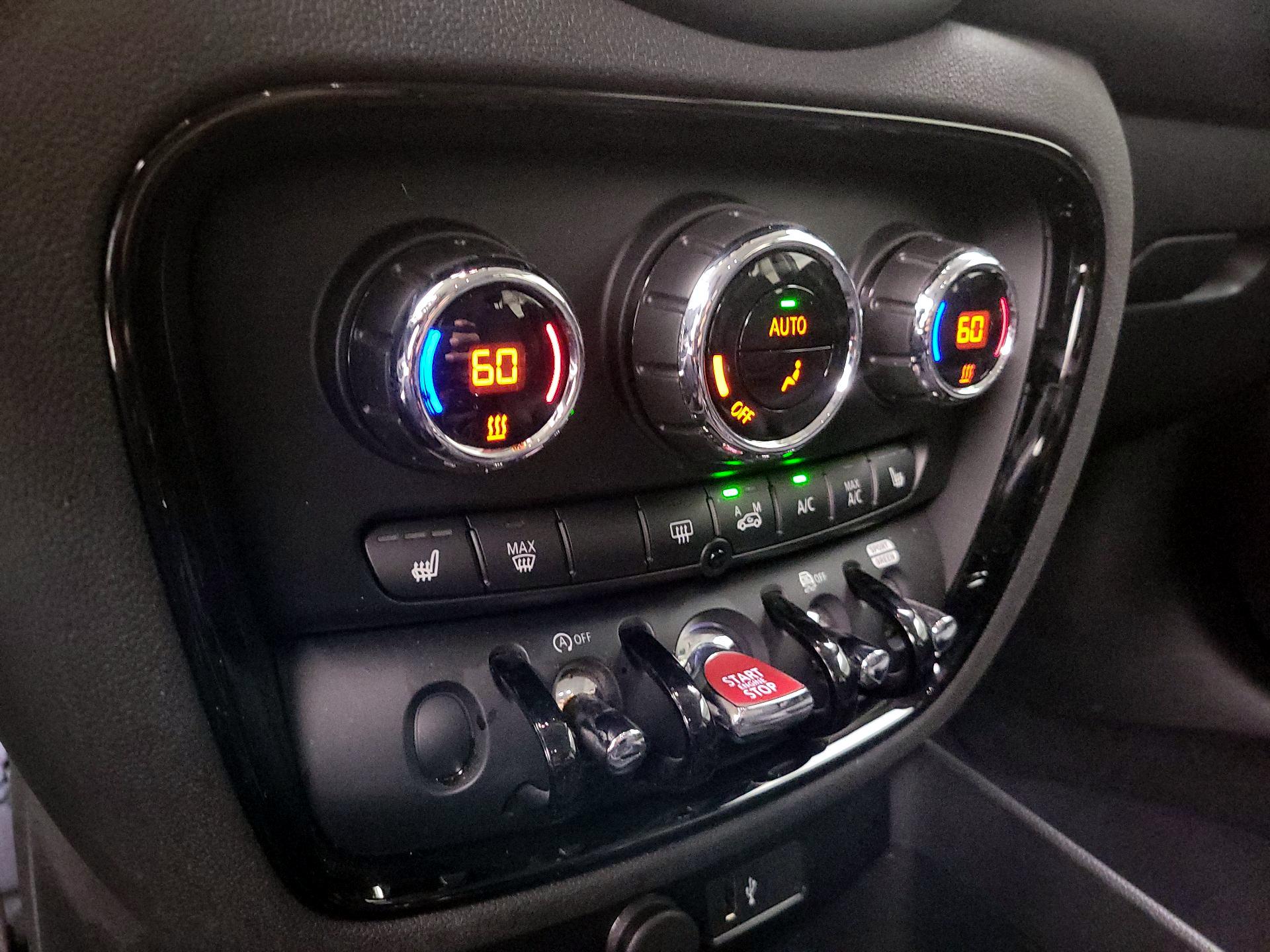 Thumbnail: 2020 MINI Cooper Clubman - 16