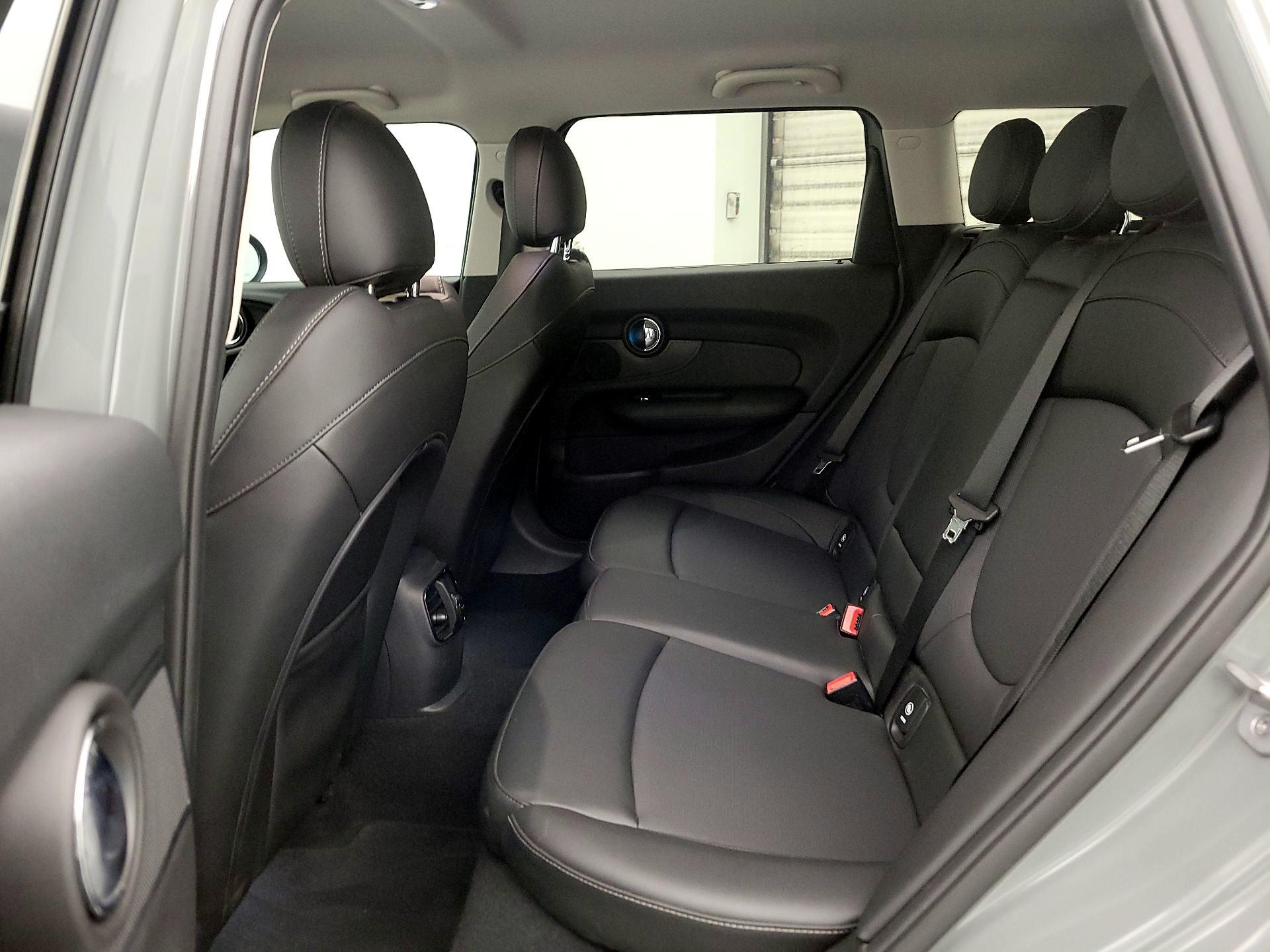 Thumbnail: 2020 MINI Cooper Clubman - 19