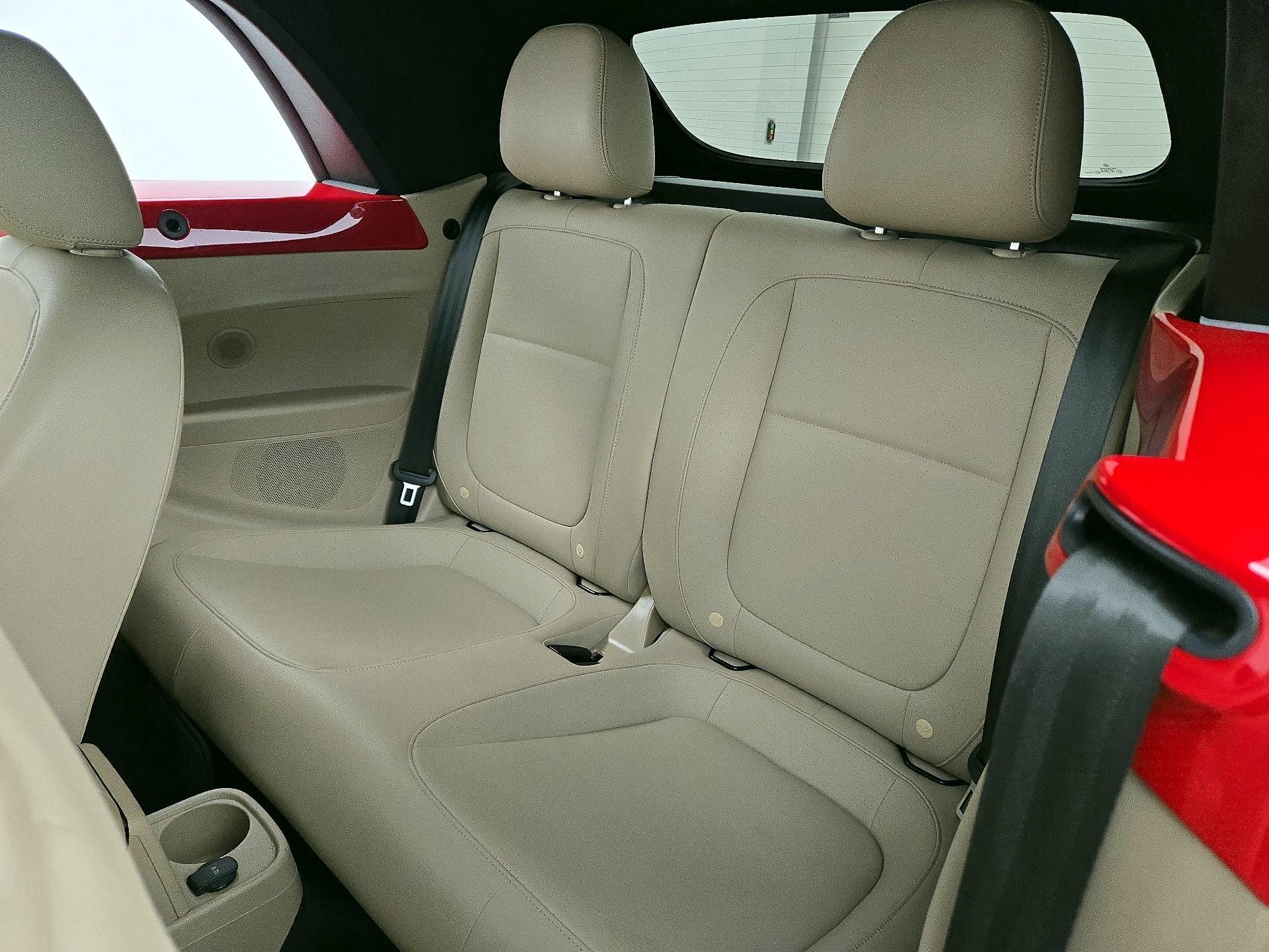 Thumbnail: 2019 Volkswagen Beetle - 18