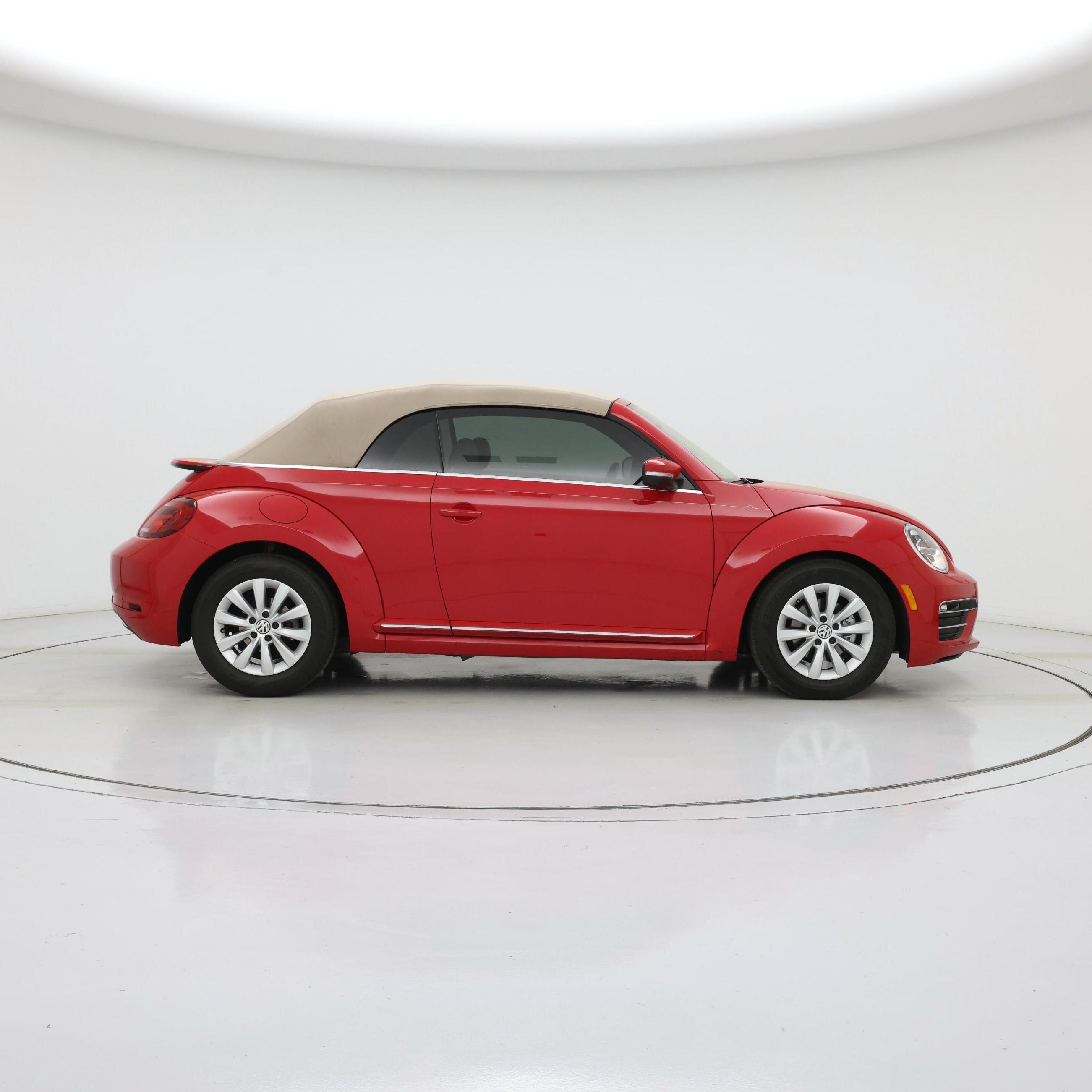 Thumbnail: 2019 Volkswagen Beetle - 7