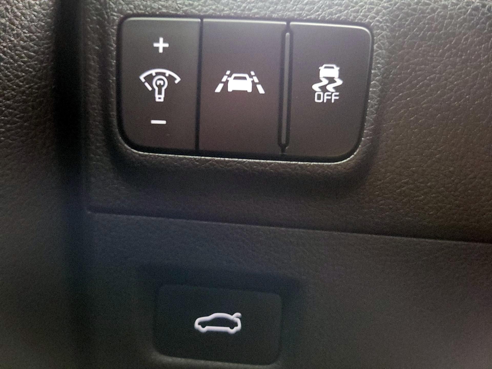 Thumbnail: 2022 Kia K5 - 13