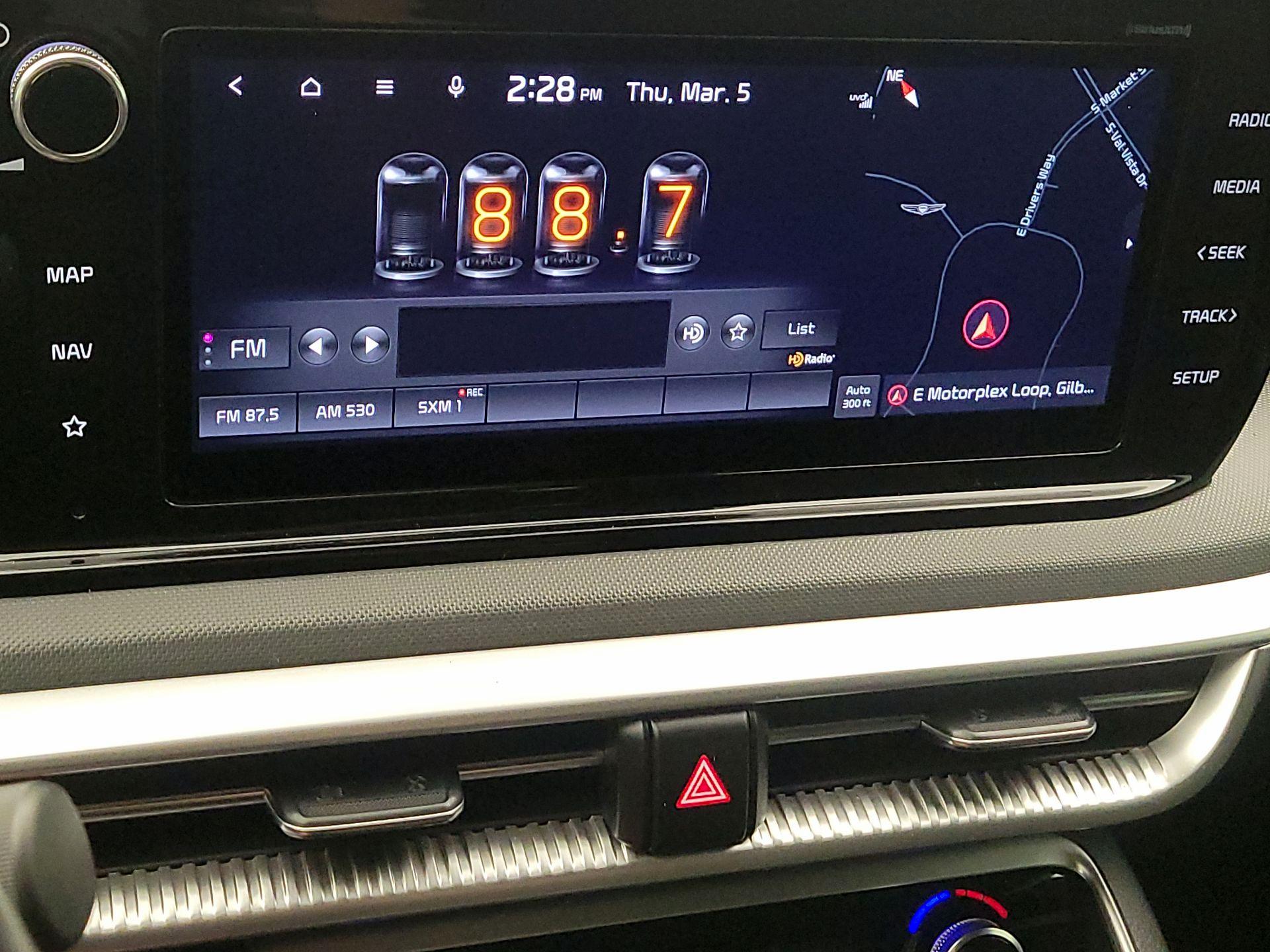 Thumbnail: 2022 Kia K5 - 16