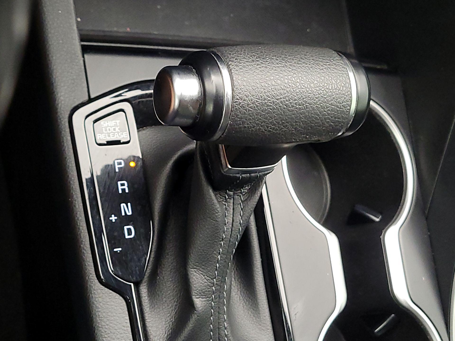 Thumbnail: 2022 Kia K5 - 18