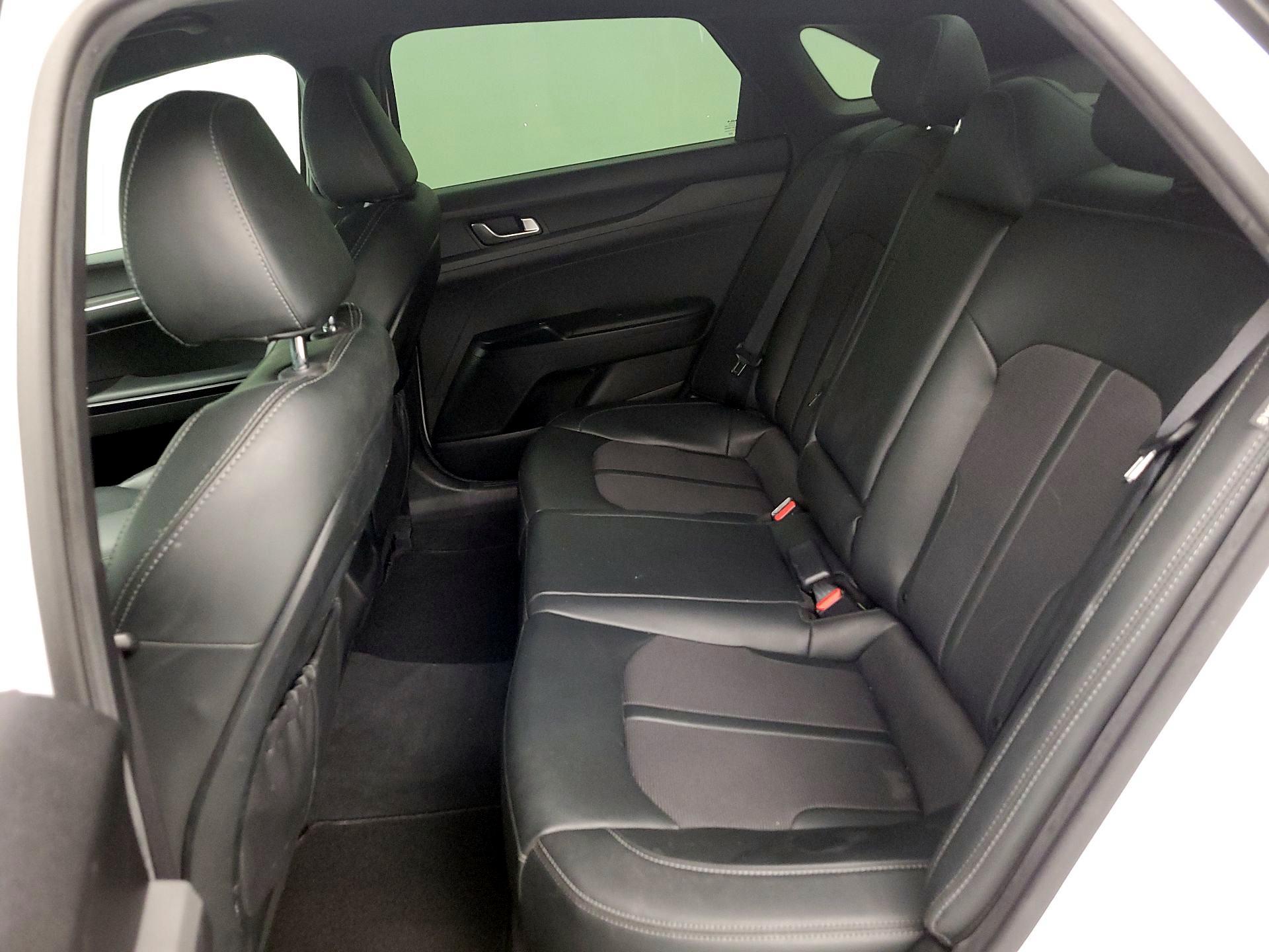 Thumbnail: 2022 Kia K5 - 20