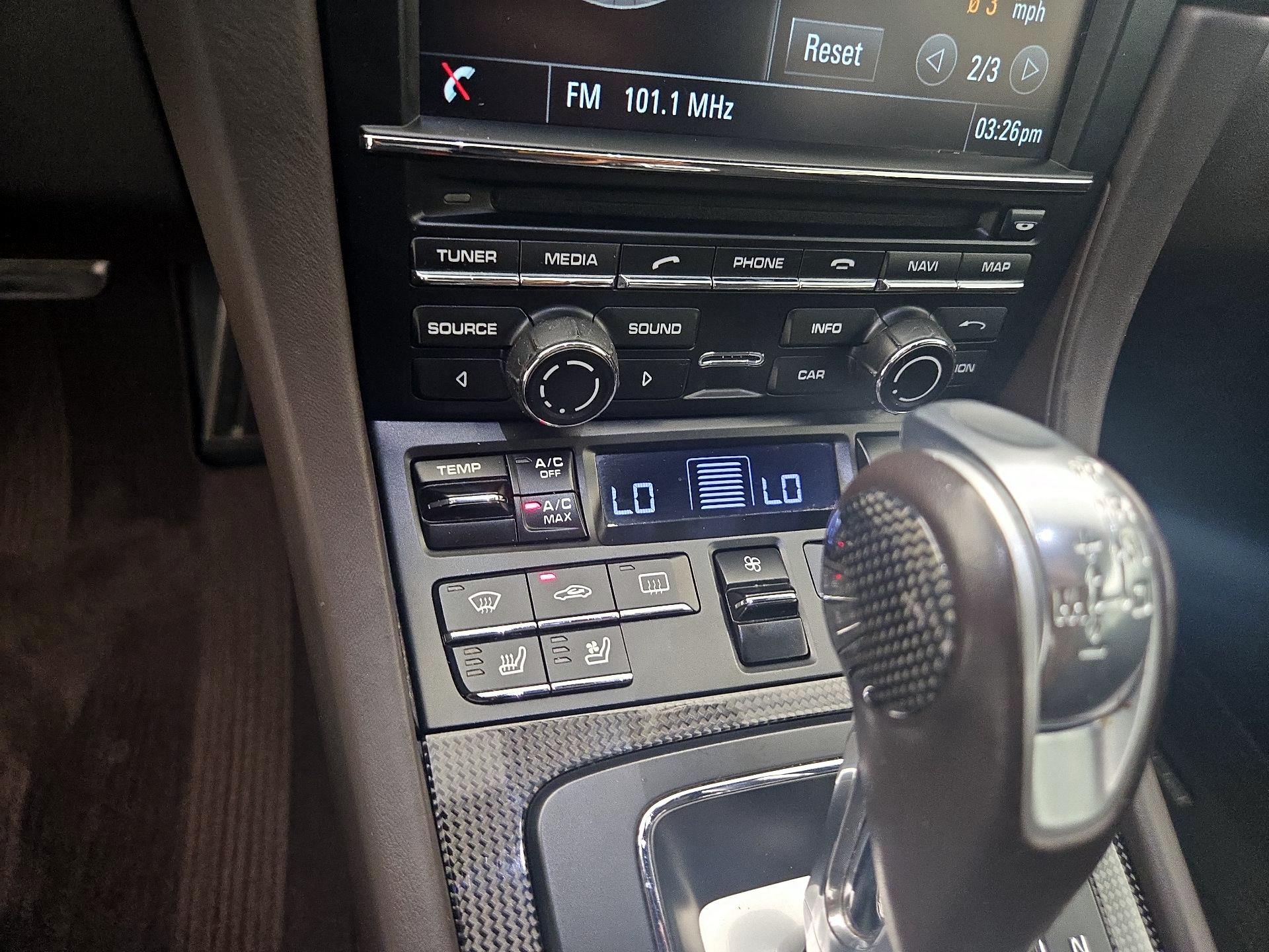 Thumbnail: 2016 Porsche Cayman - 17