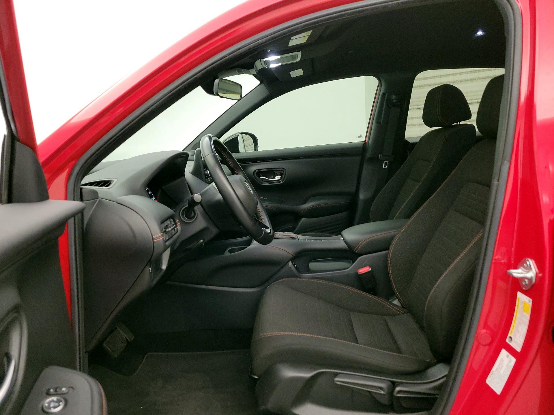 Thumbnail: 2025 Honda HR-V - 11