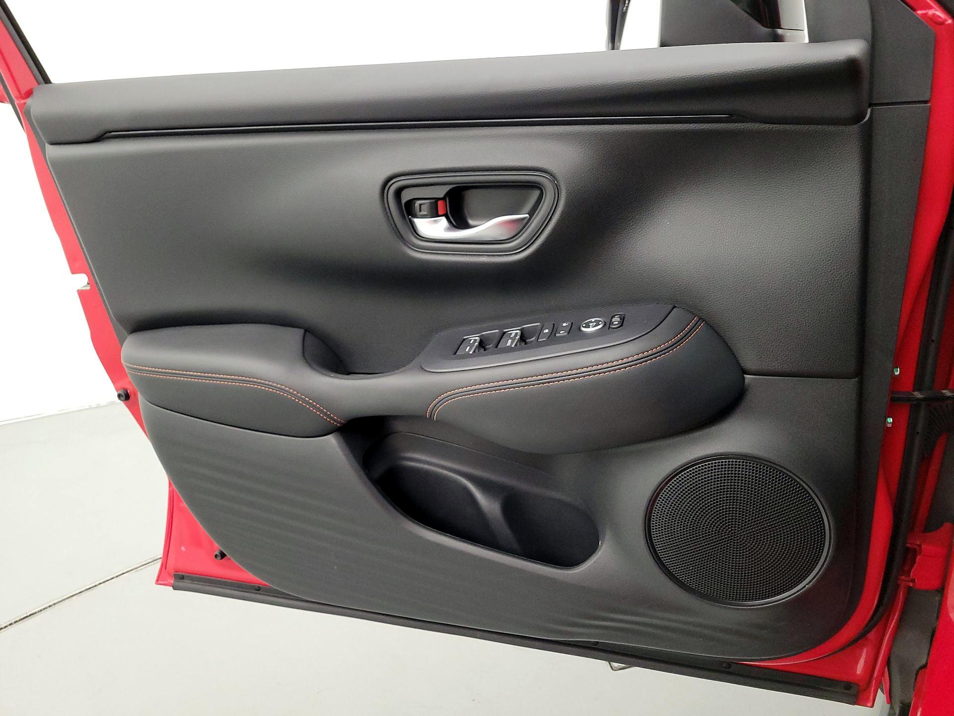 Thumbnail: 2025 Honda HR-V - 12