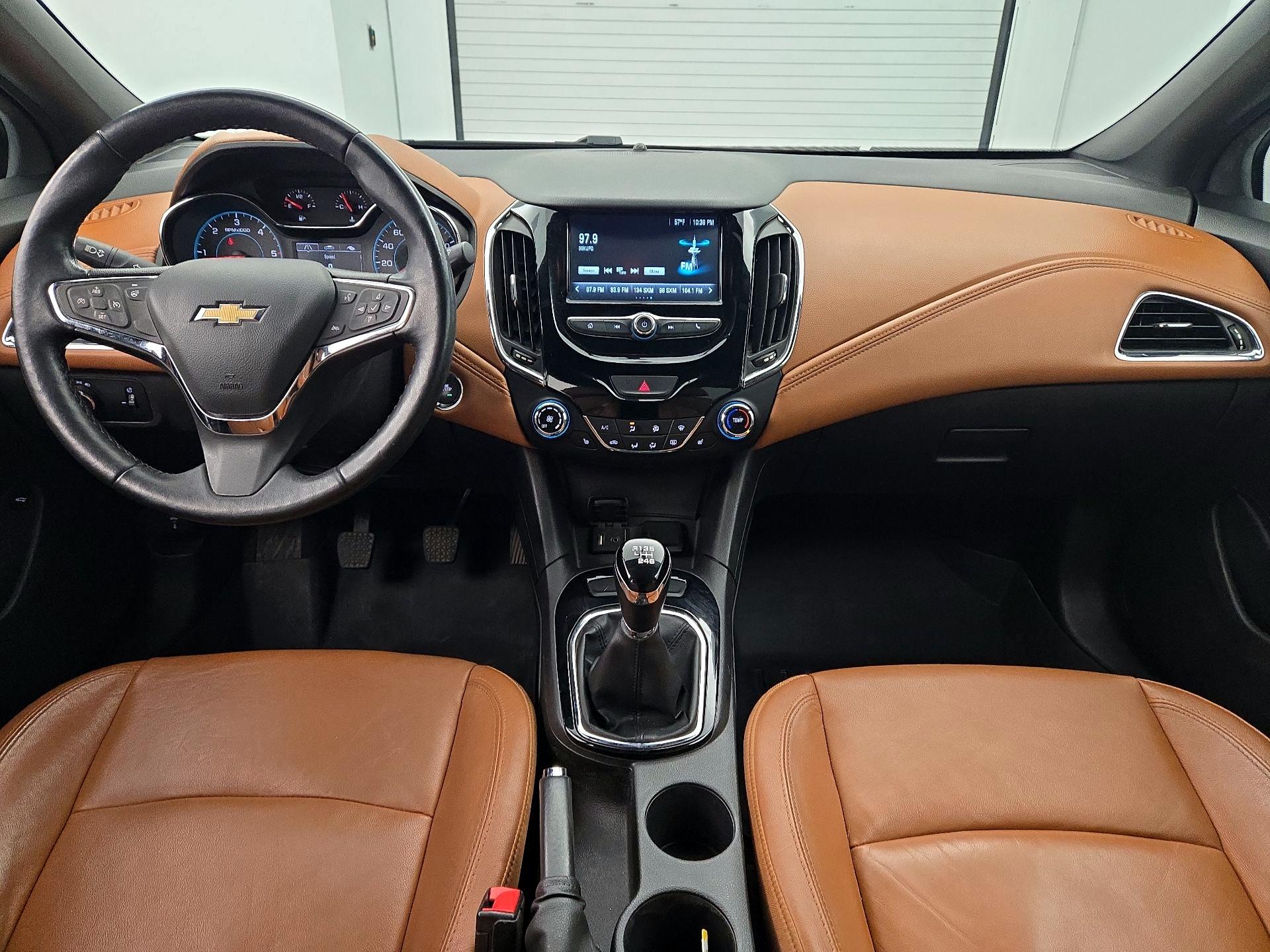 Thumbnail: 2017 Chevrolet Cruze - 9