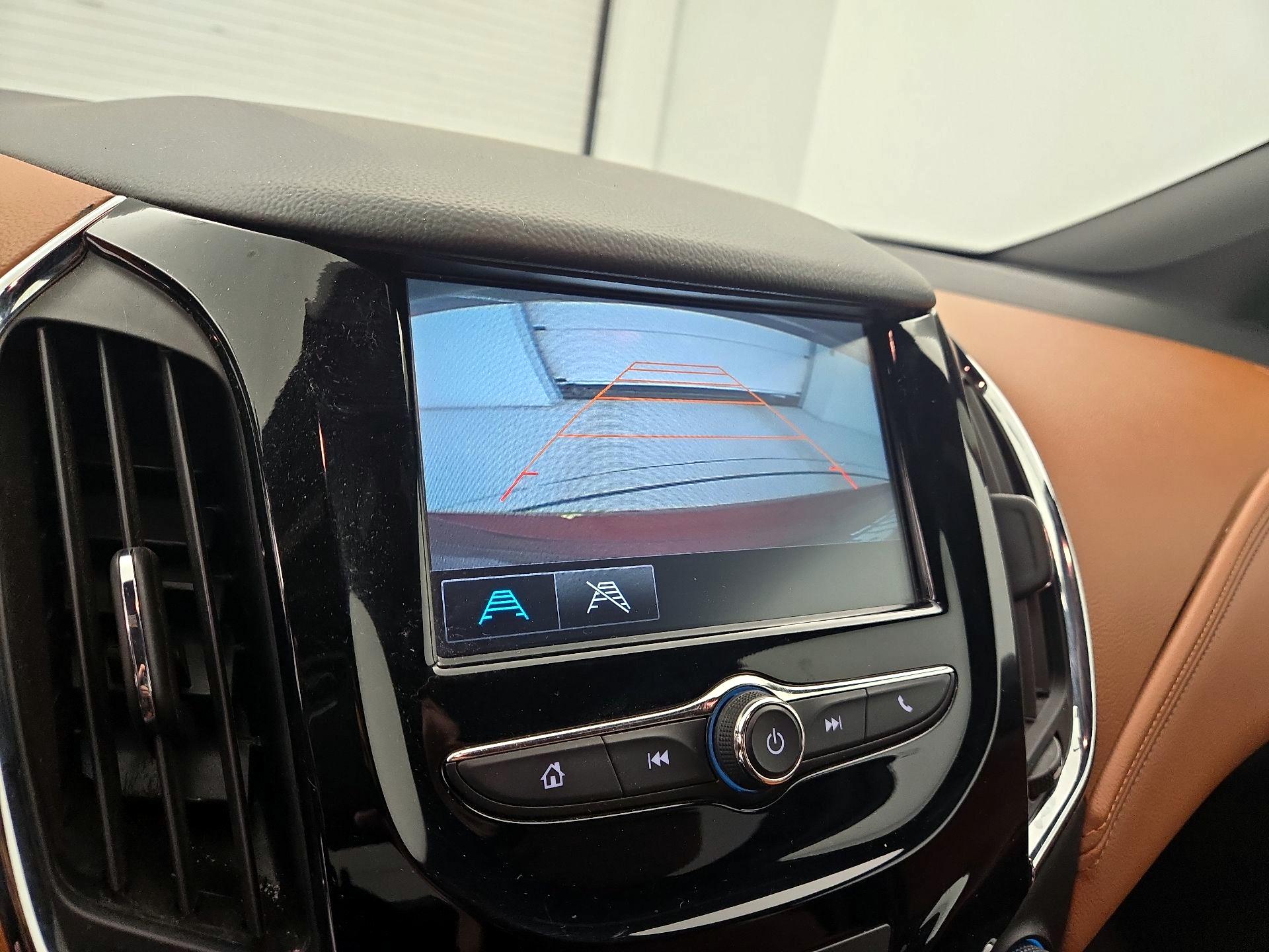 Thumbnail: 2017 Chevrolet Cruze - 14