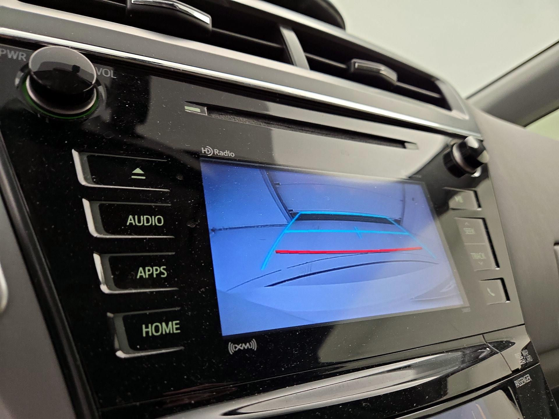 Thumbnail: 2016 Toyota Prius v - 14