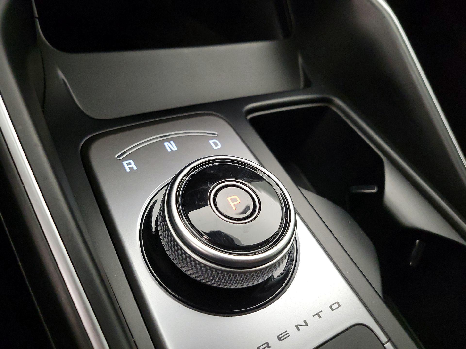 Thumbnail: 2024 Kia Sorento - 18