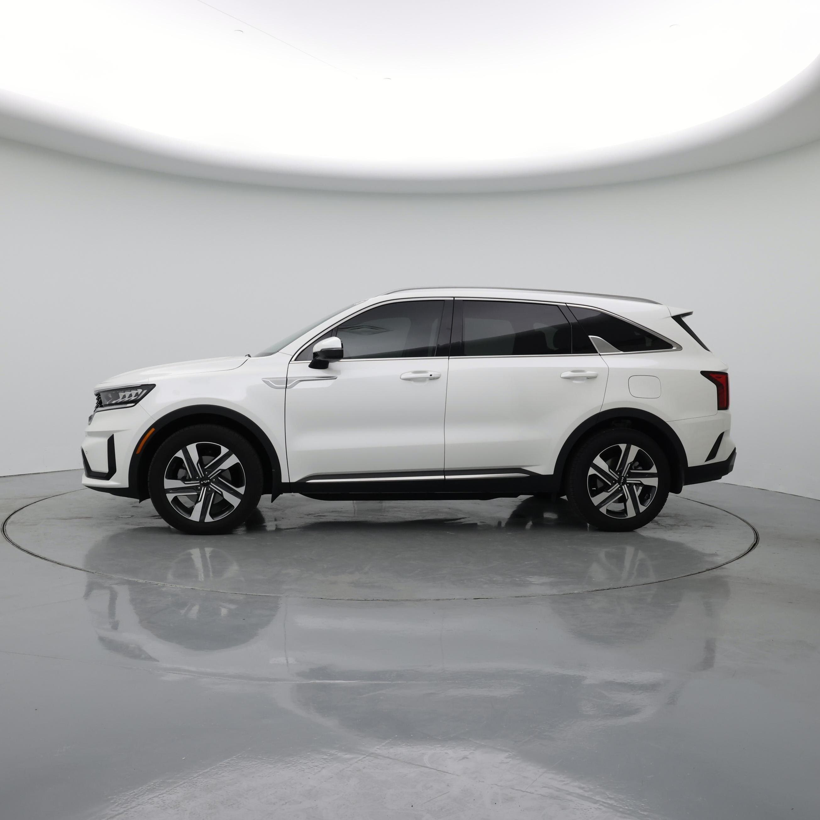 Thumbnail: 2024 Kia Sorento - 3